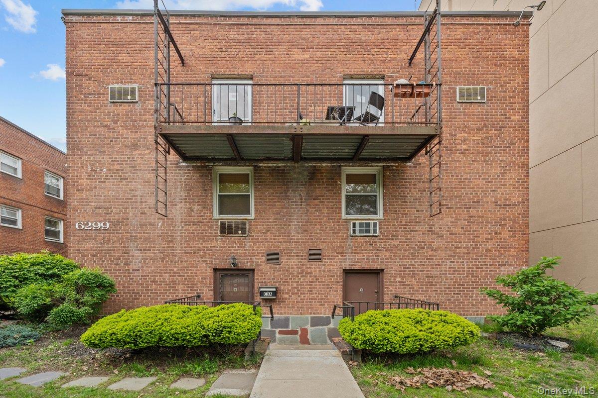 6299 Broadway C3a Property Photo 2