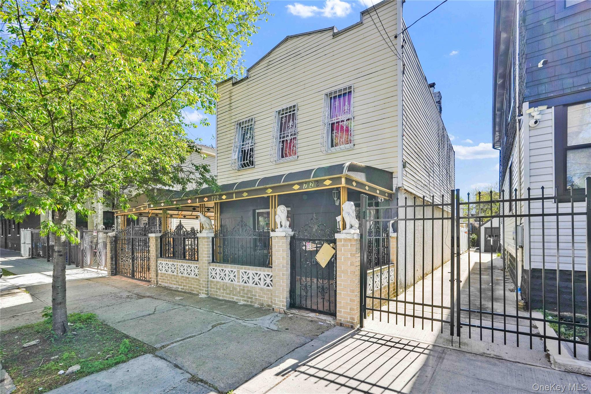 722 Elton Street Property Photo 1