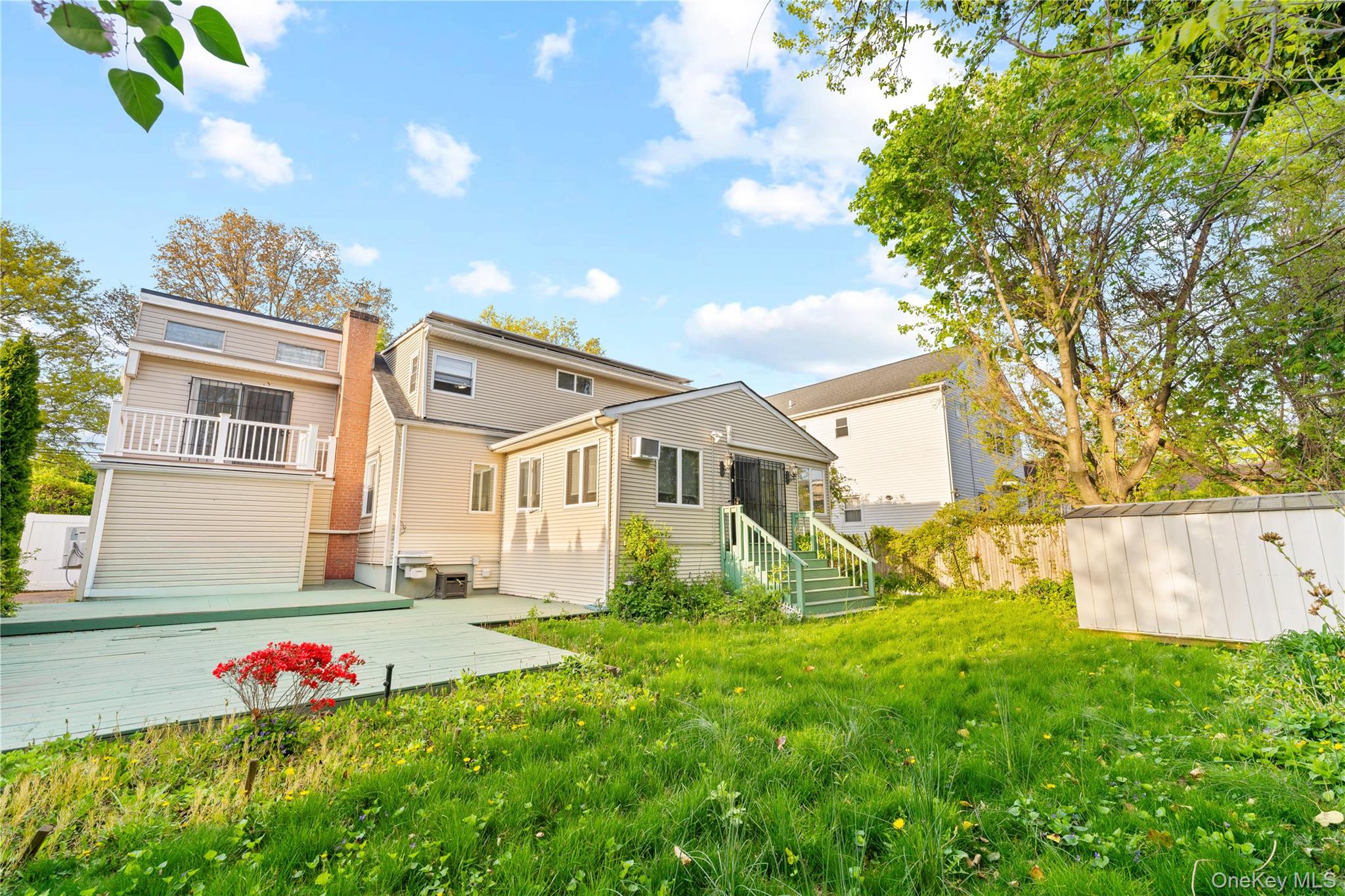 554 Grant Avenue Property Photo 22