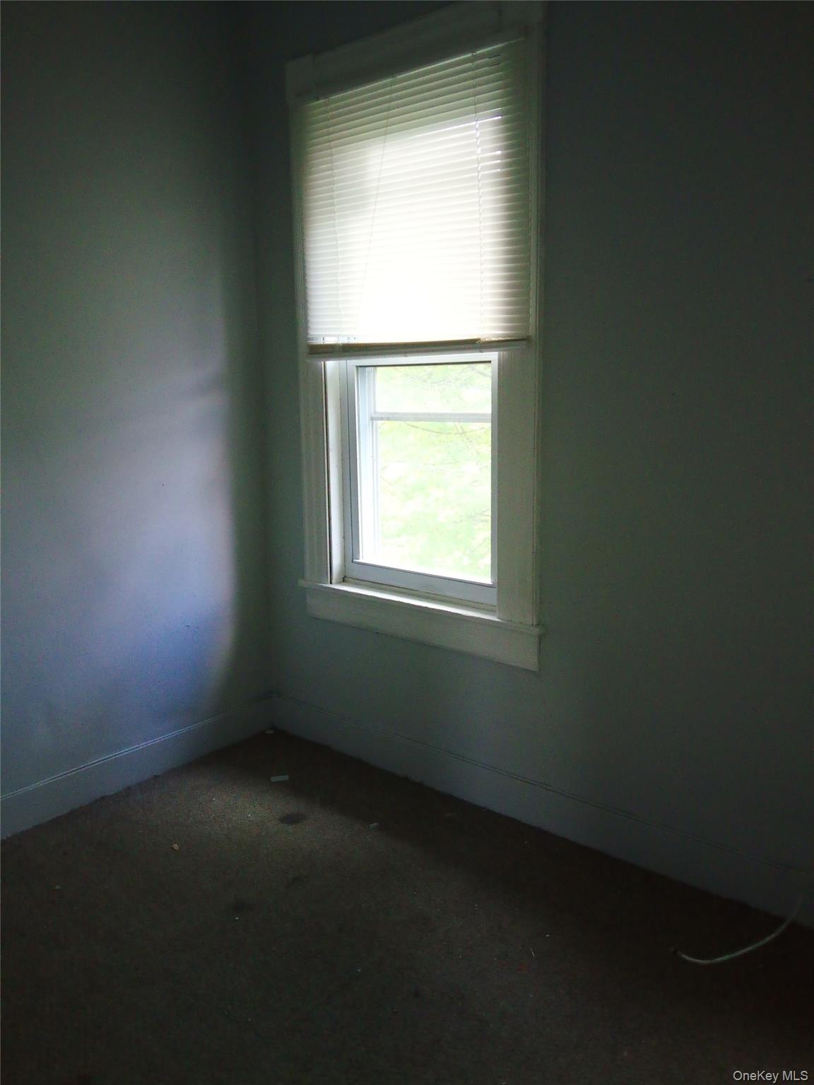 299 S Main St 2 Property Photo 3