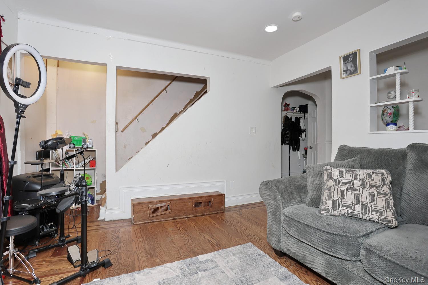 29 Fairview Avenue Property Photo 17