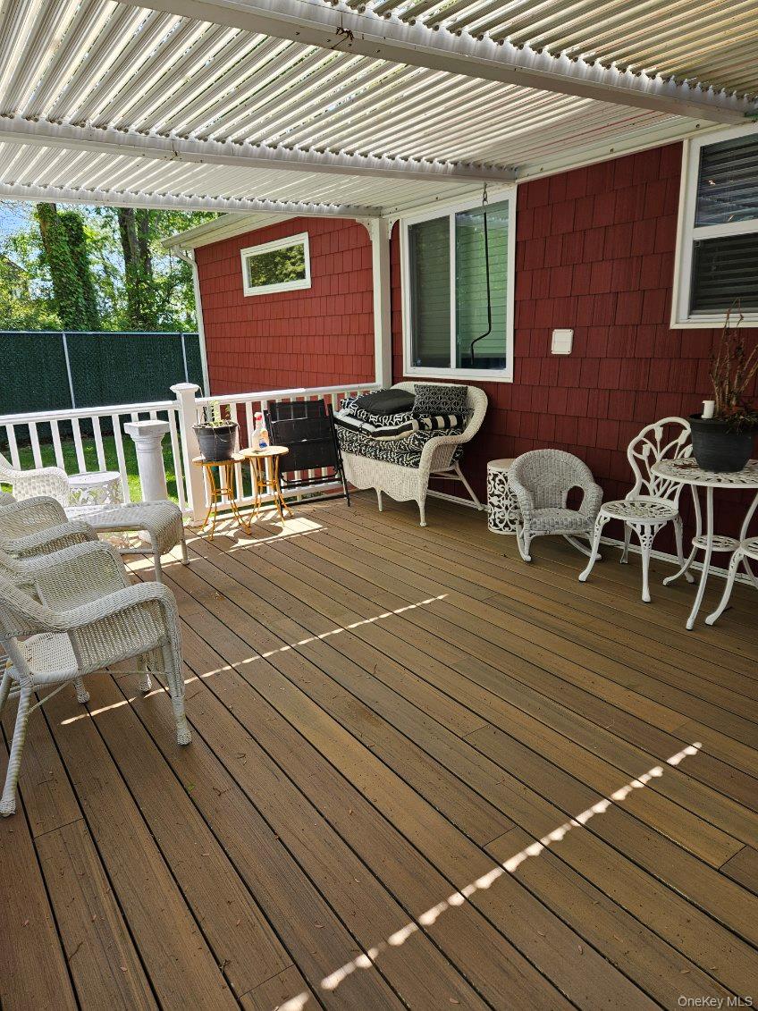 76 Riviera Drive Property Photo 16