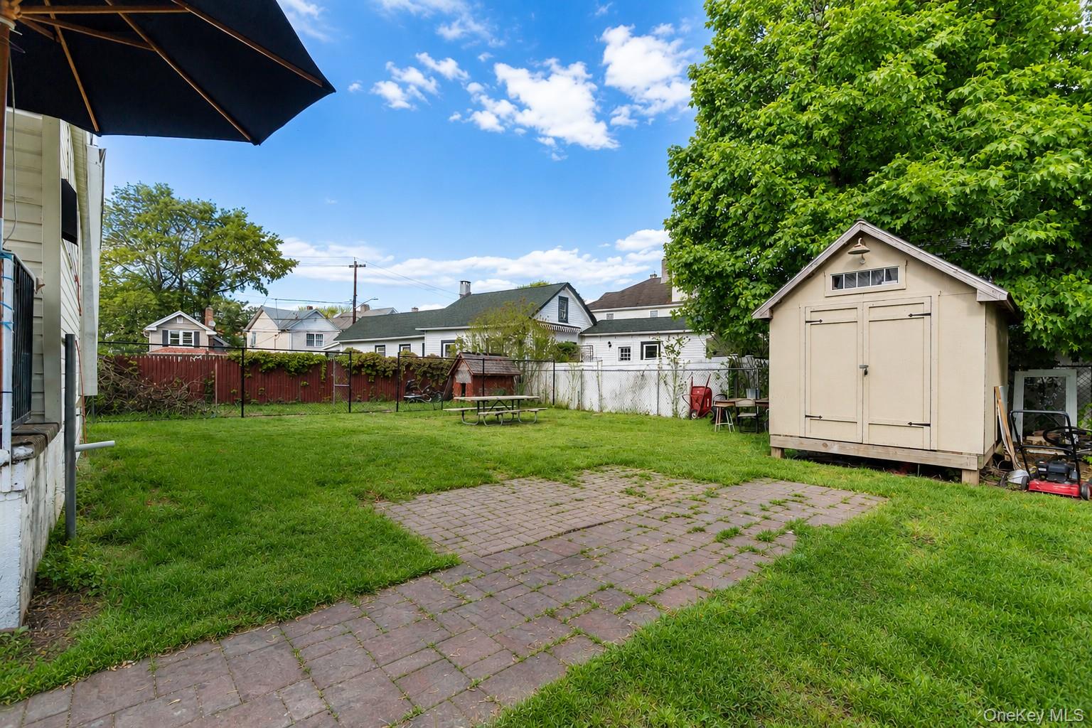 13 Westside Avenue Property Photo 12