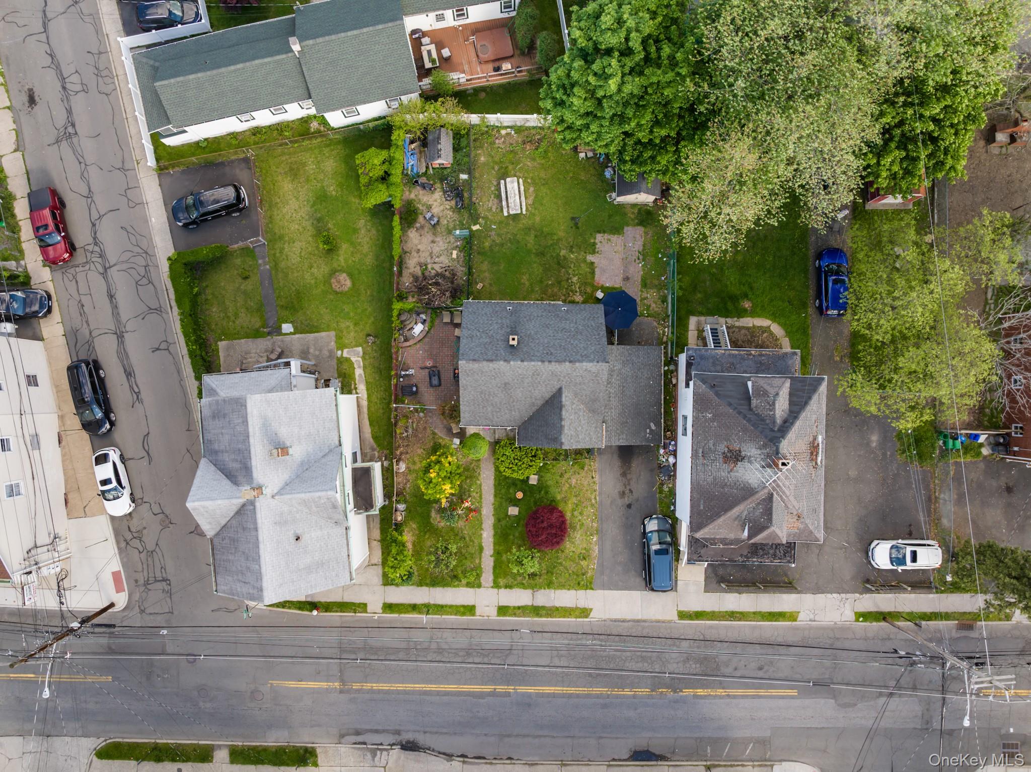 13 Westside Avenue Property Photo 16