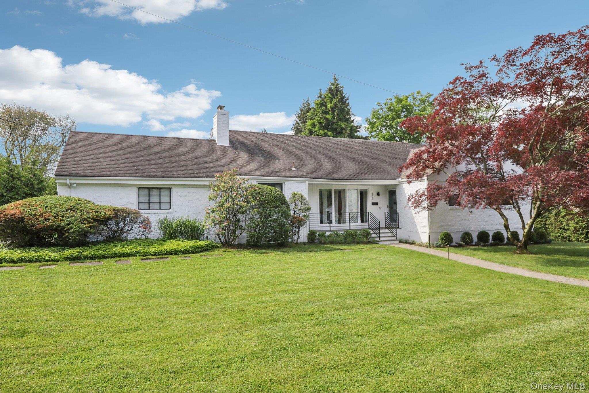 187 Thornbury Road Property Photo 1
