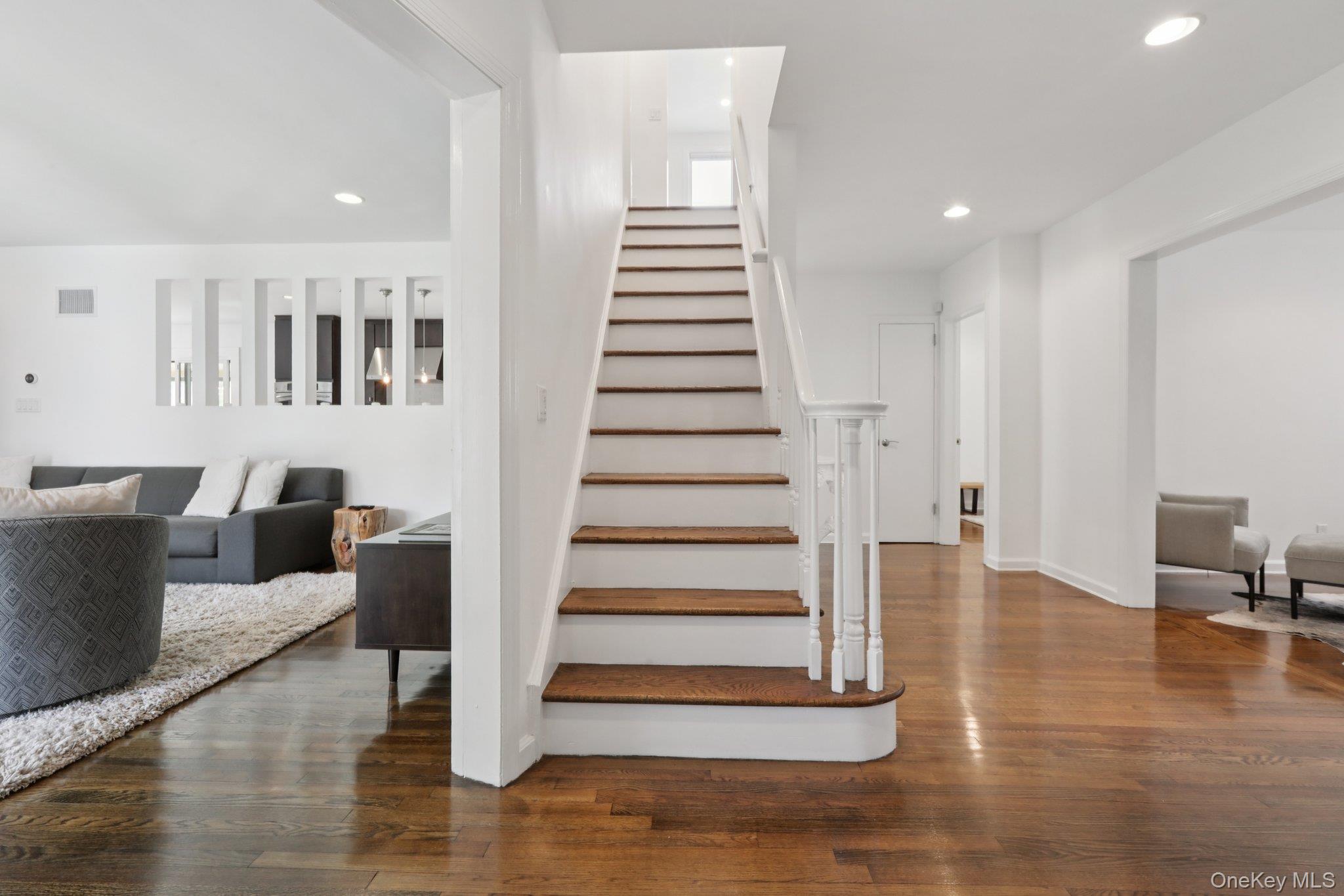 187 Thornbury Road Property Photo 4