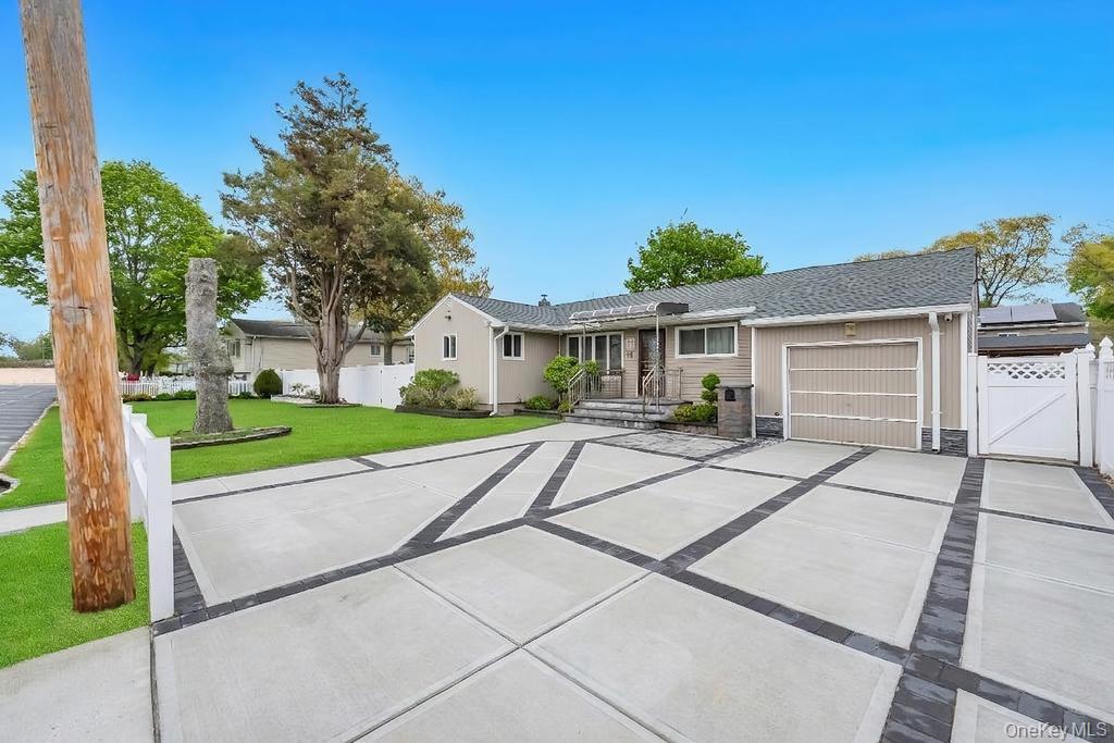 10 Remsen Street Property Photo 2