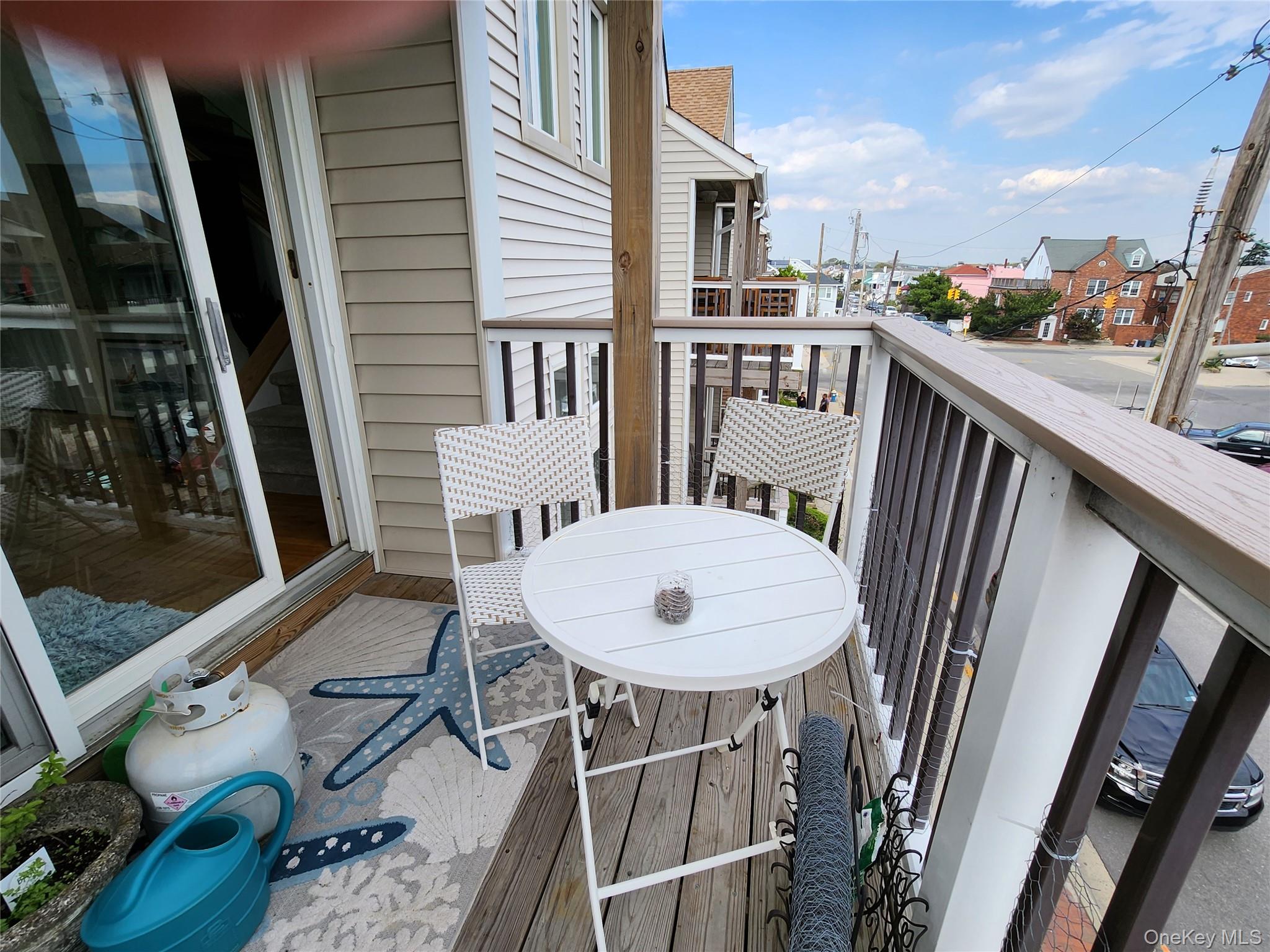 67 Pacific Boulevard Property Photo 3
