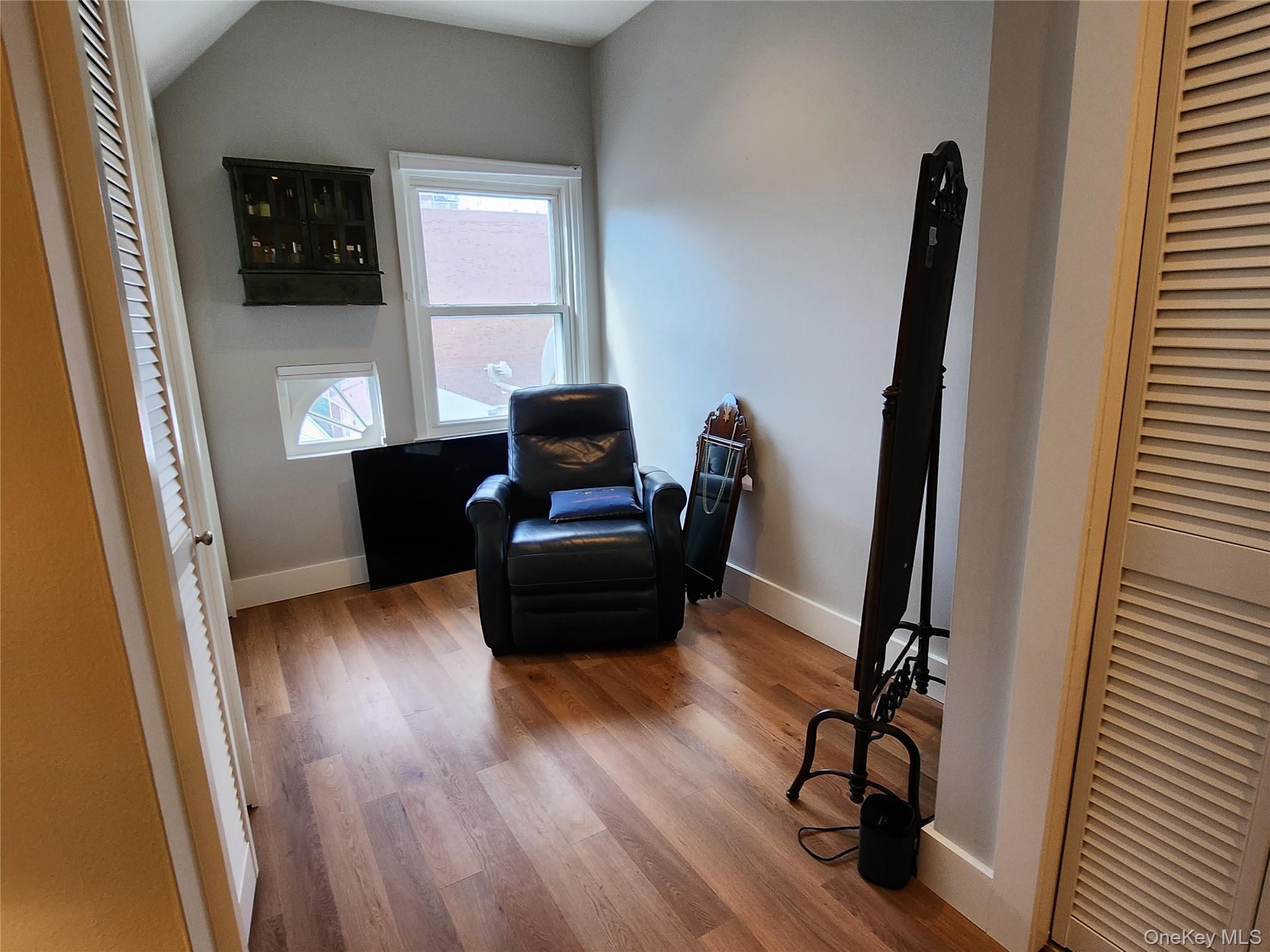 67 Pacific Boulevard Property Photo 19