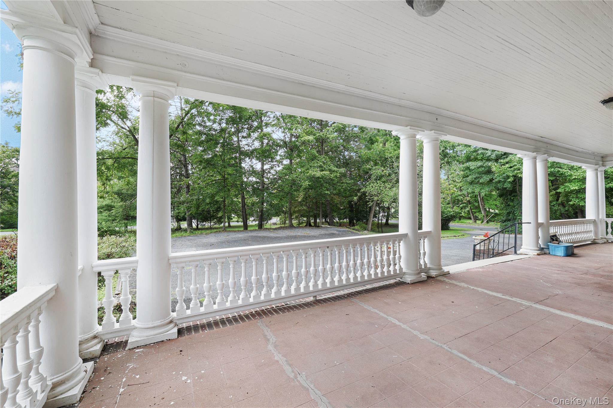 104 Hooker Avenue Property Photo 4