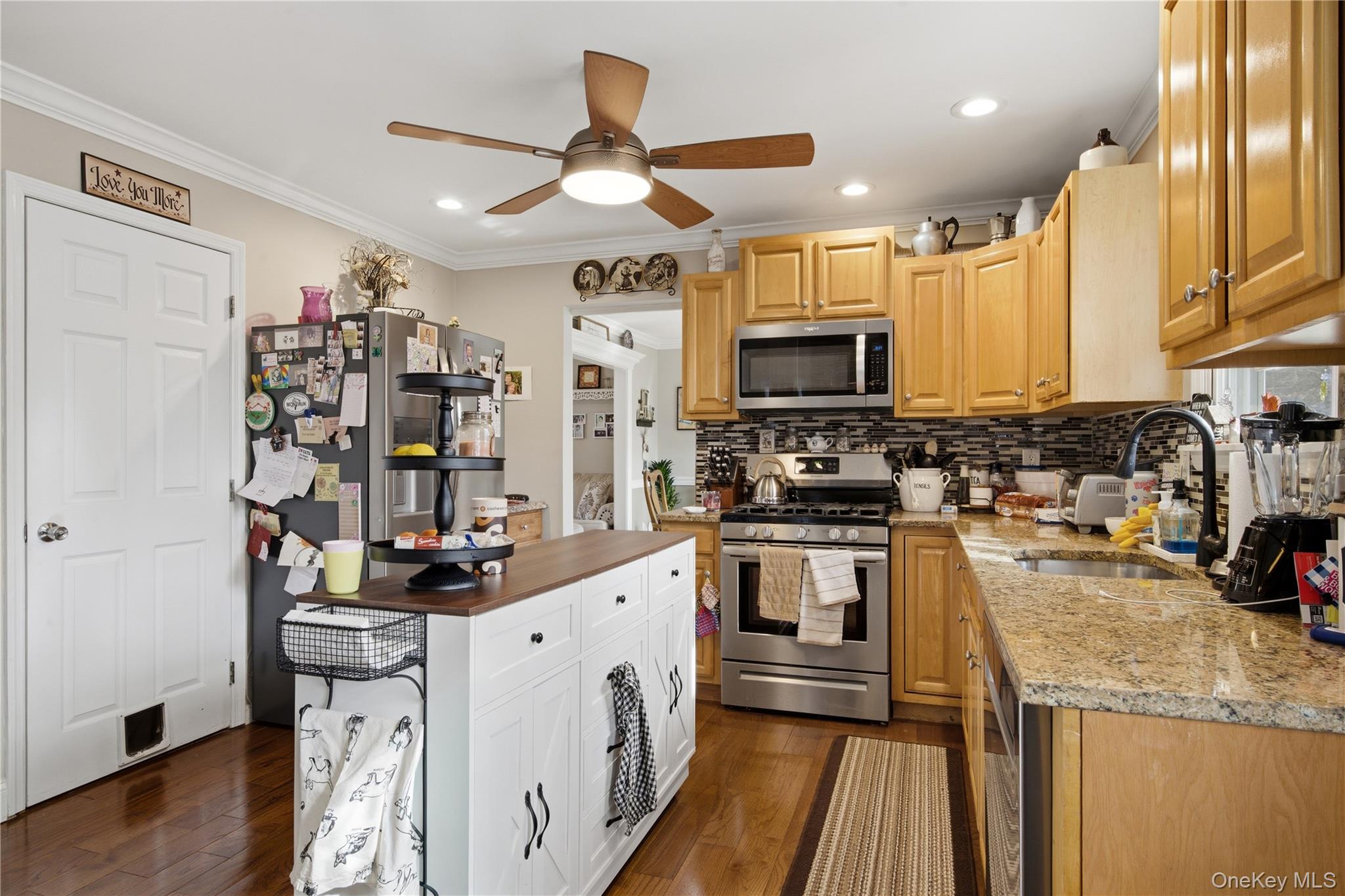 38 Elizabeth Drive Property Photo 4