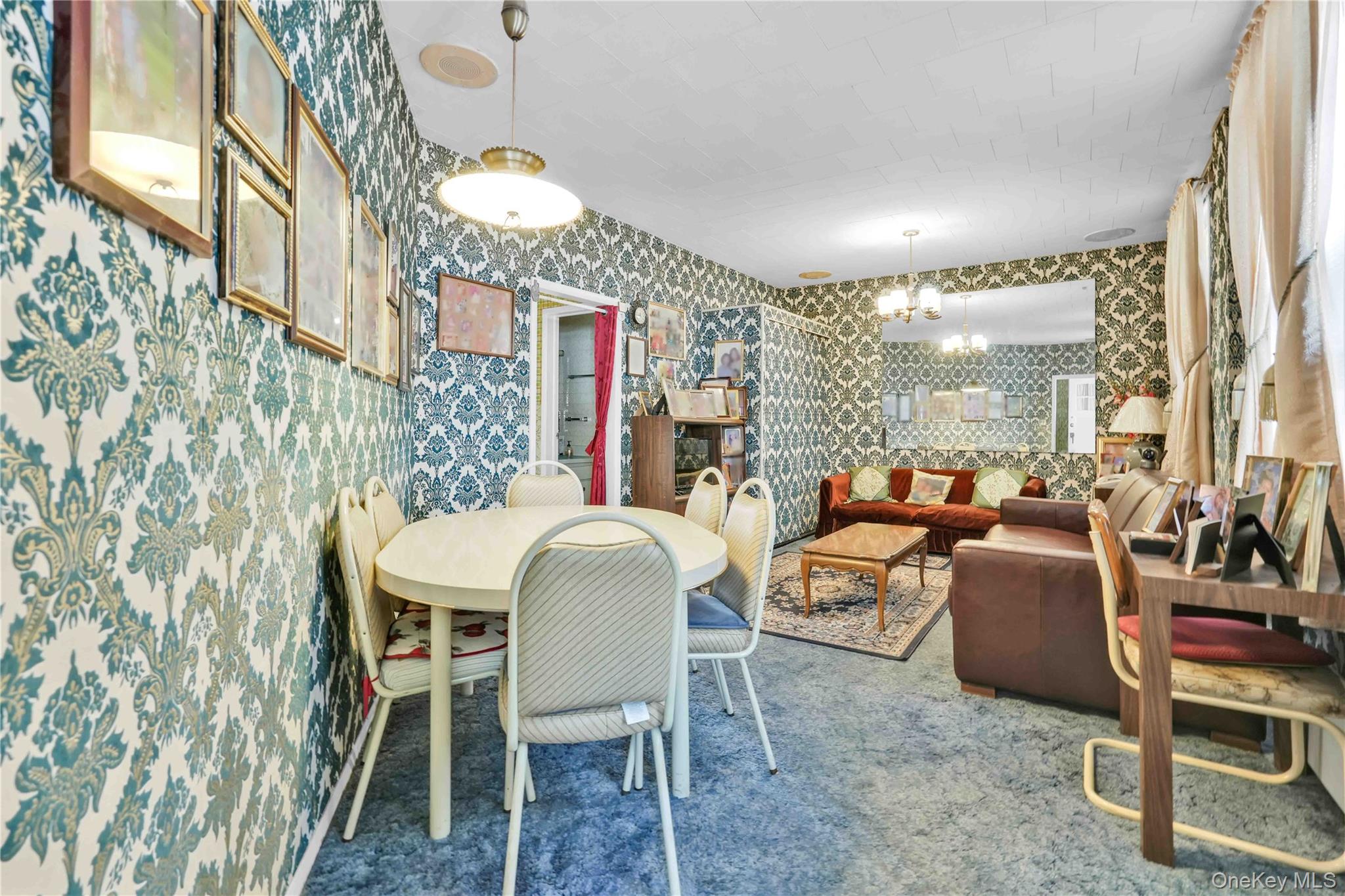 4201 Newtown Road Property Photo 5