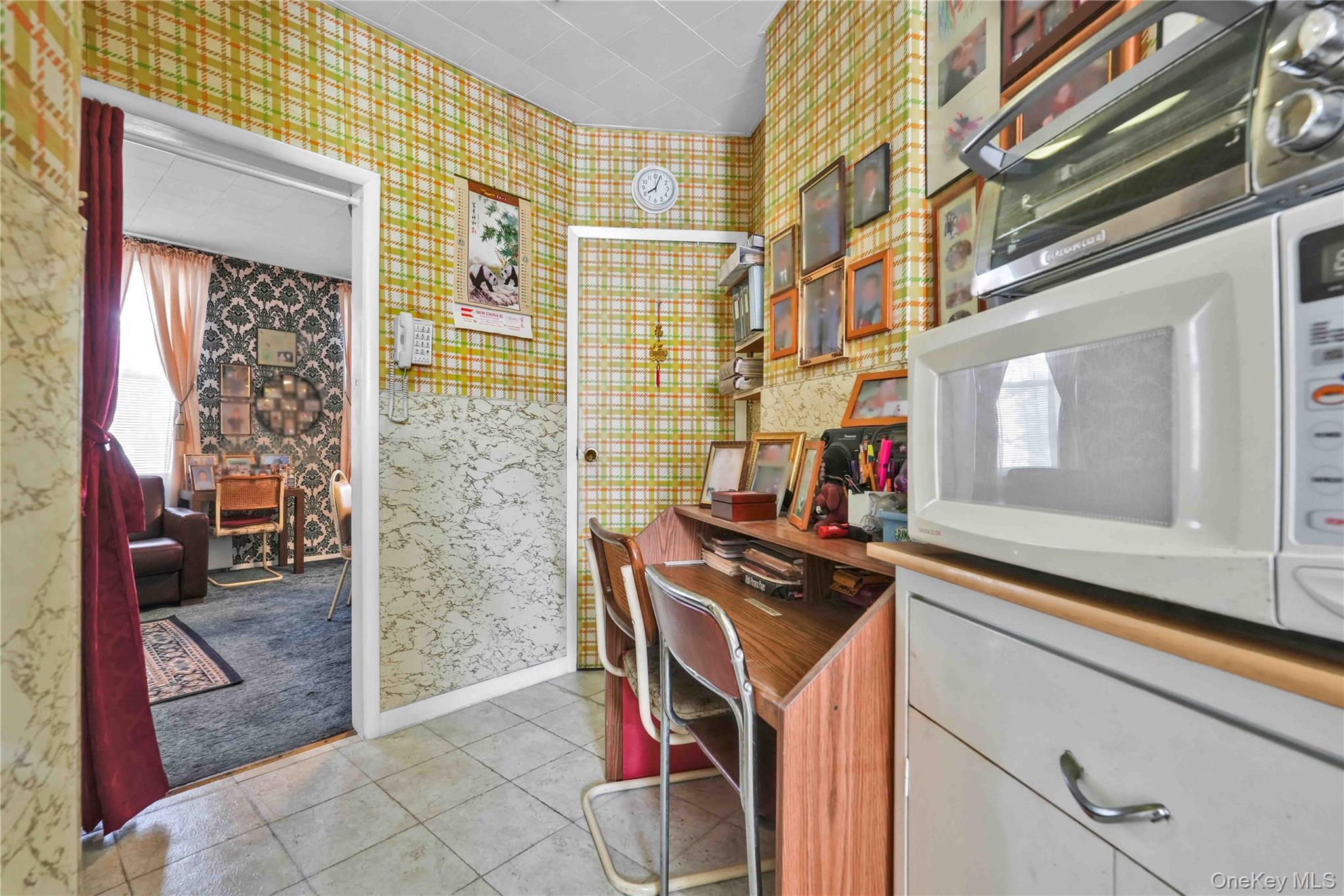 4201 Newtown Road Property Photo 11