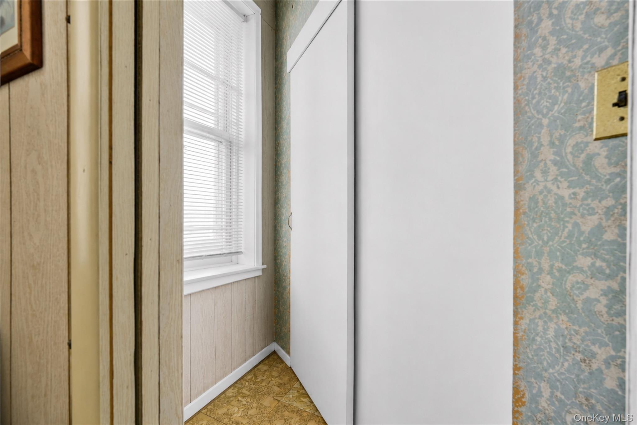 4201 Newtown Road Property Photo 17