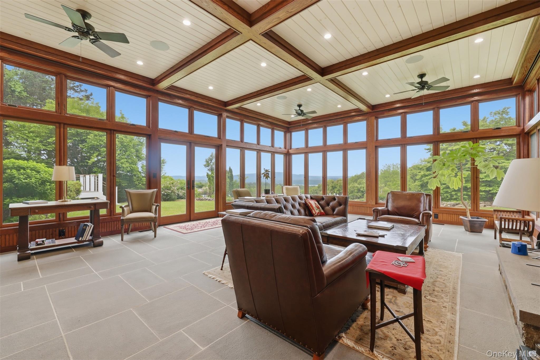 13 Spy Glass Lane Property Photo 12