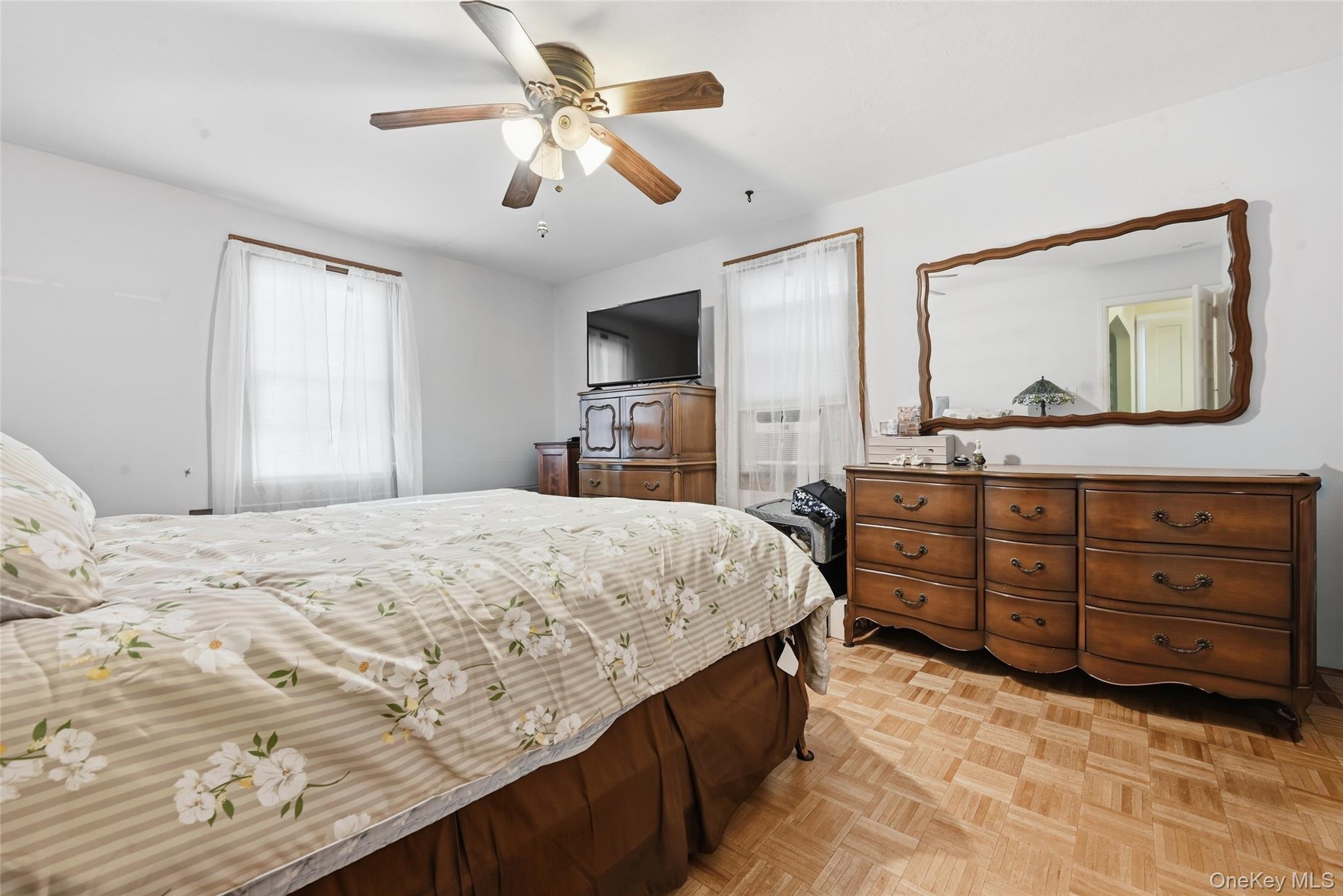 333 Jackson Avenue Property Photo 10