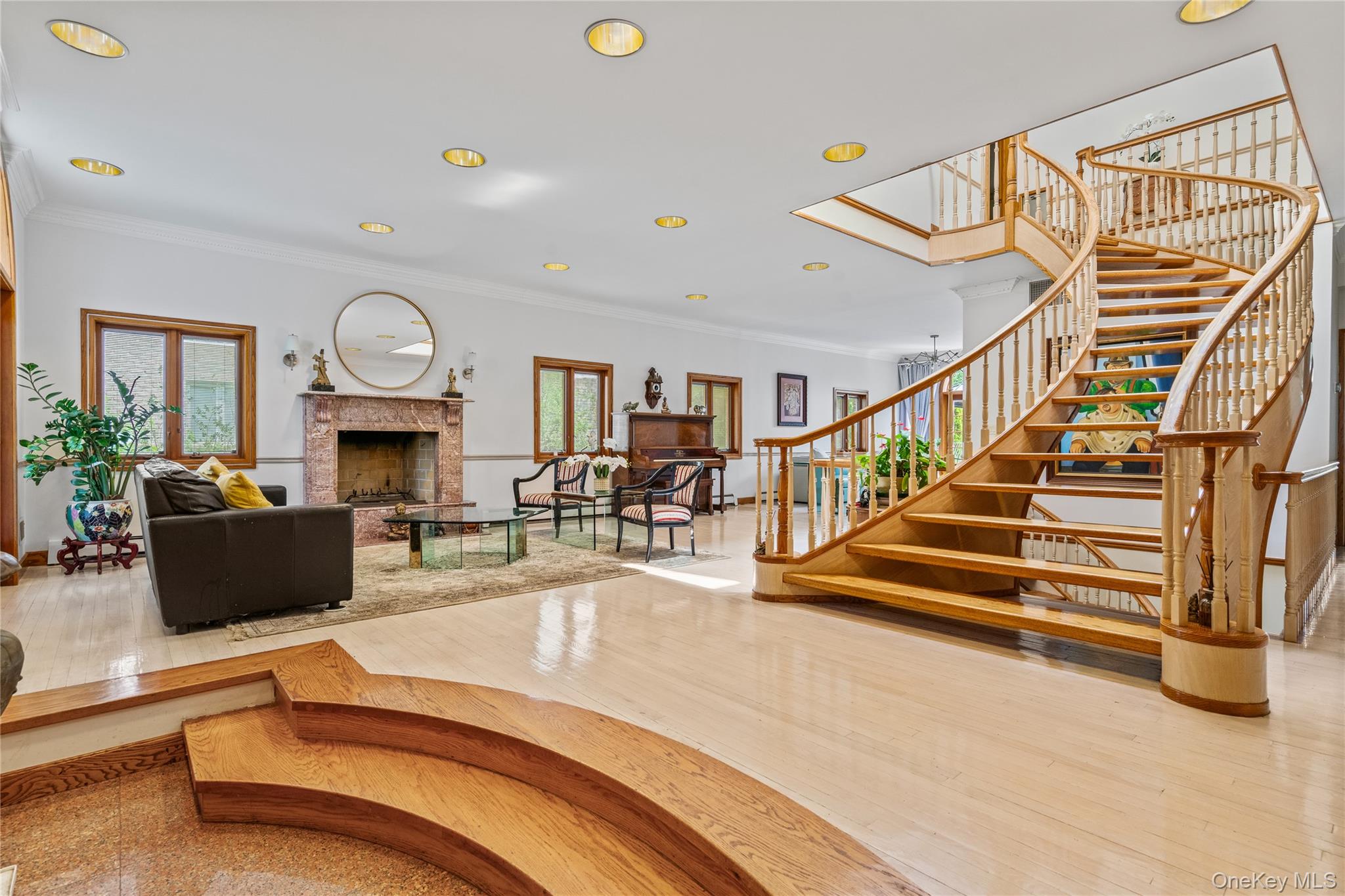6 Summit Place Property Photo 3