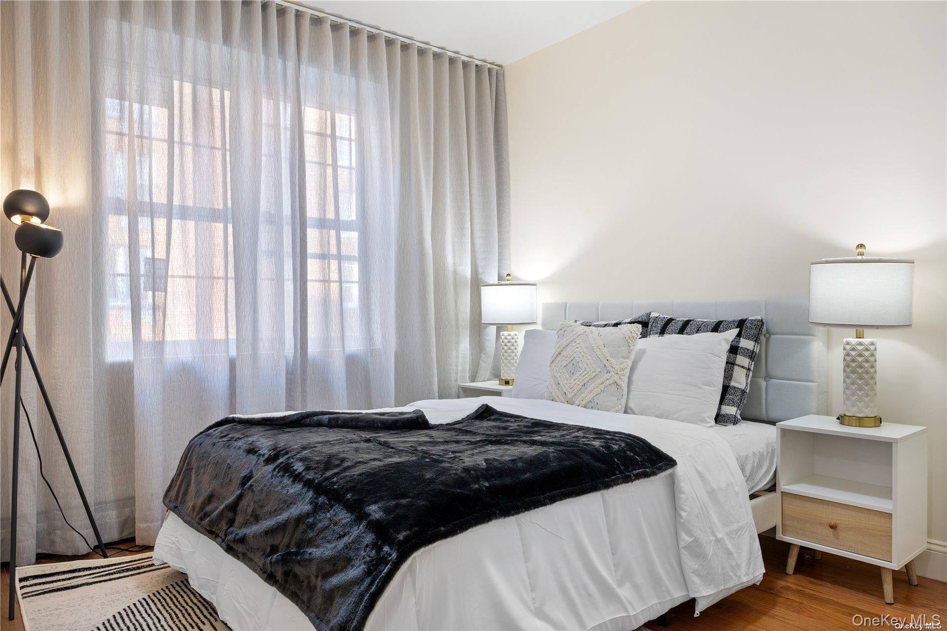 141-15 Cherry Avenue 2e Property Photo 28