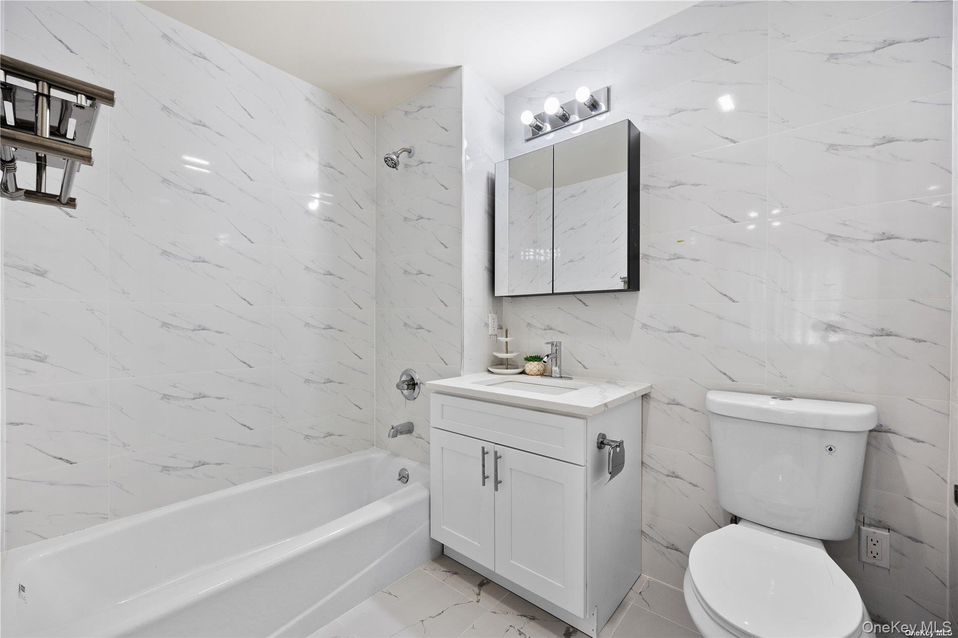 141-15 Cherry Avenue 2e Property Photo 30