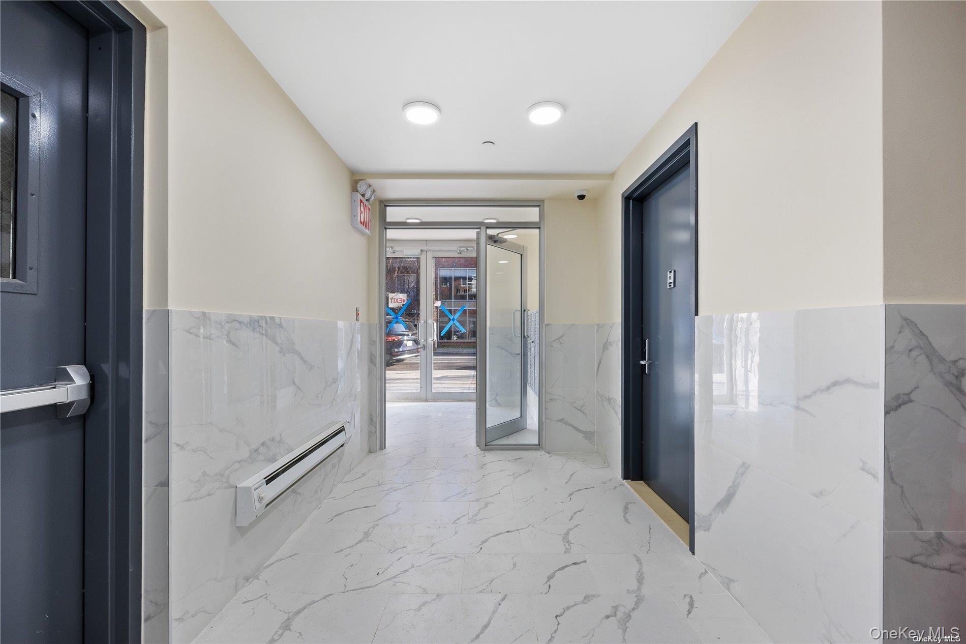 141-15 Cherry Avenue 2e Property Photo 33