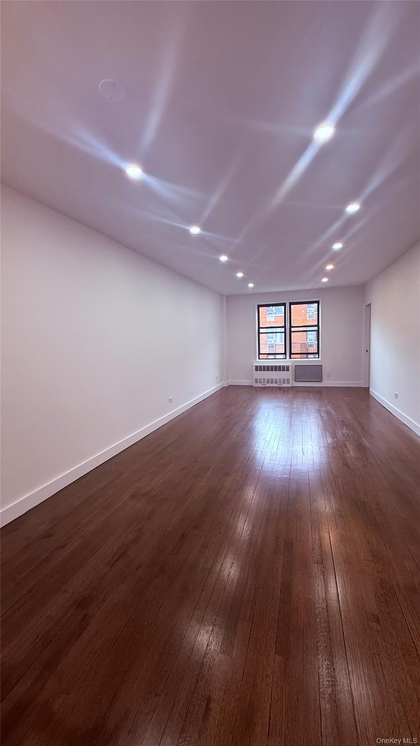 665 Thwaites Place 4n Property Photo 5