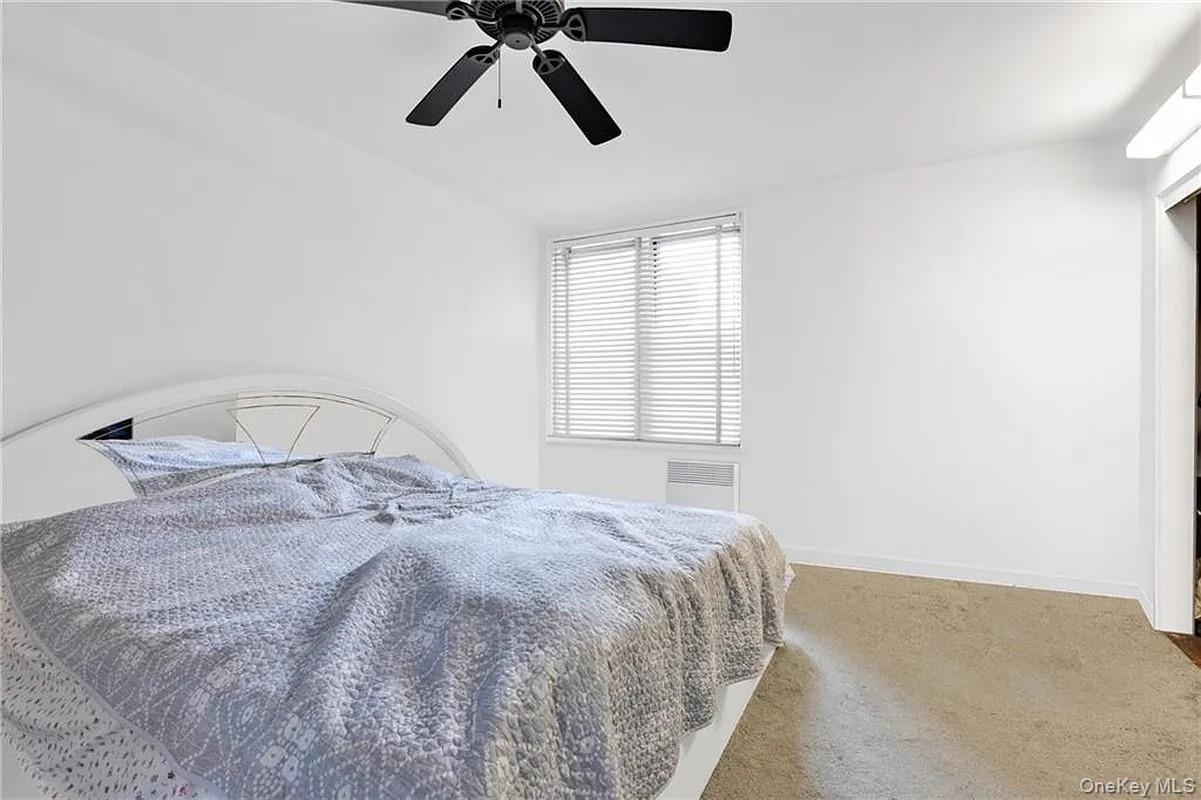 2580 Ocean Parkway 2k Property Photo 13