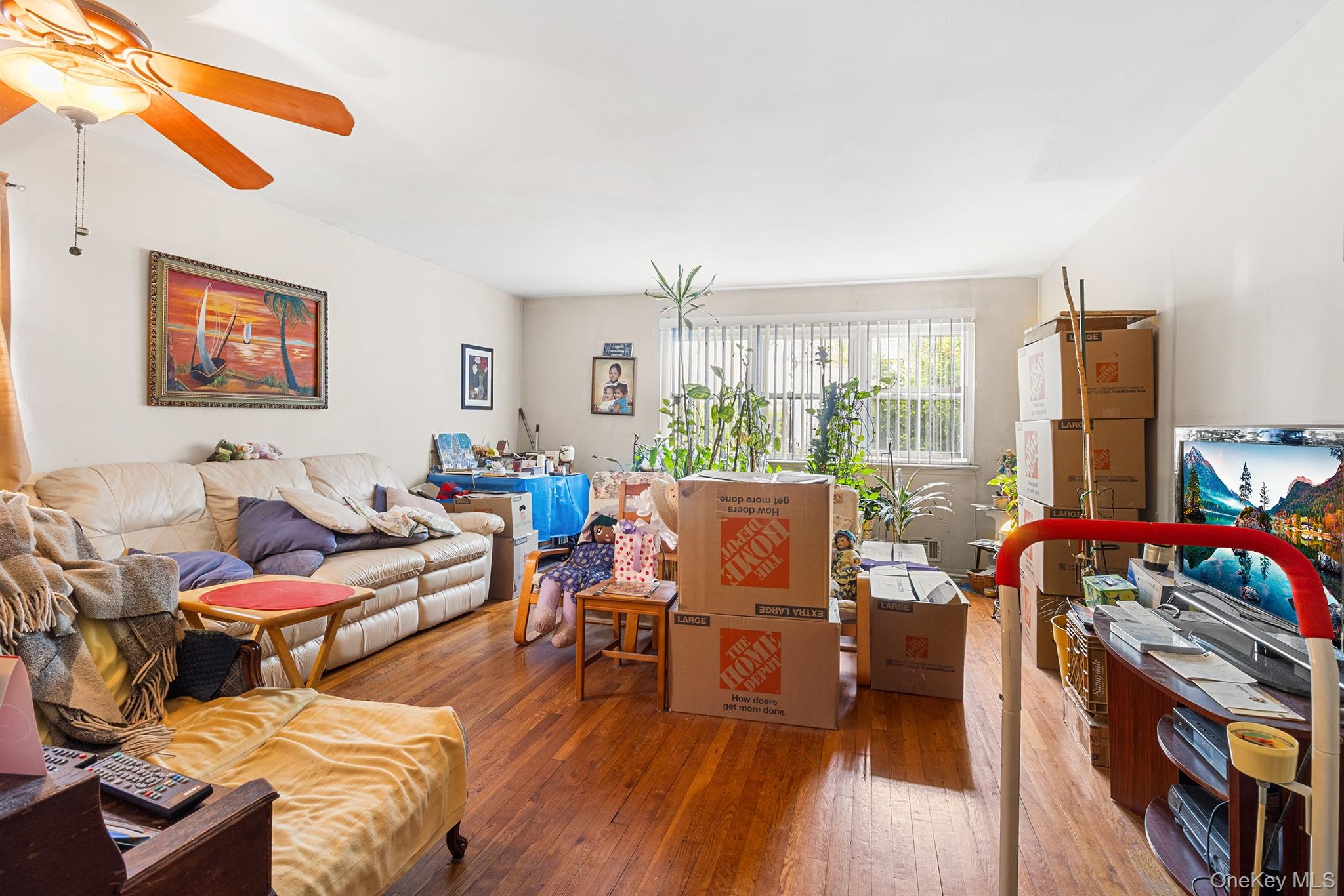 12239 Long Street Property Photo 3