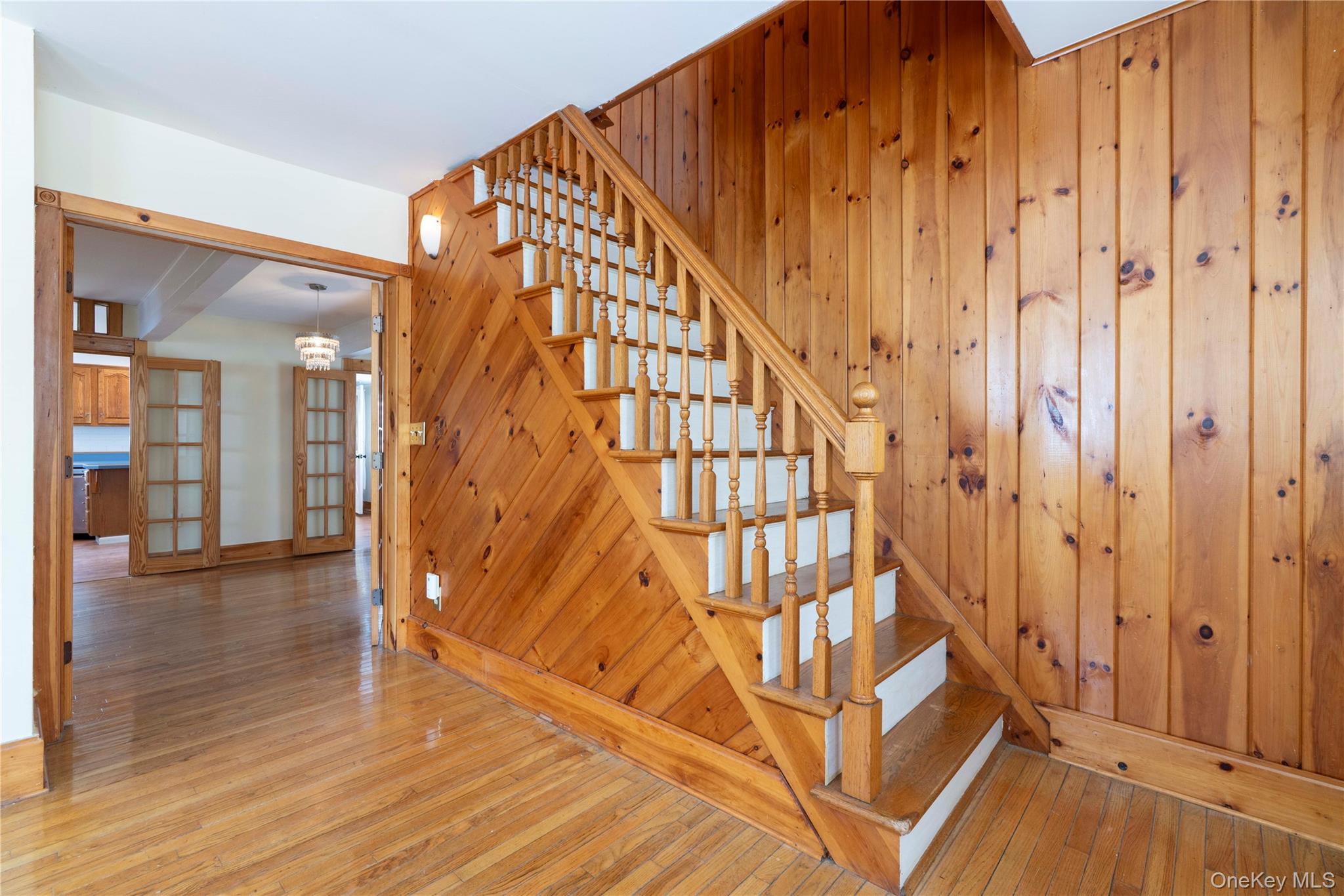 15 Charles Property Photo 28