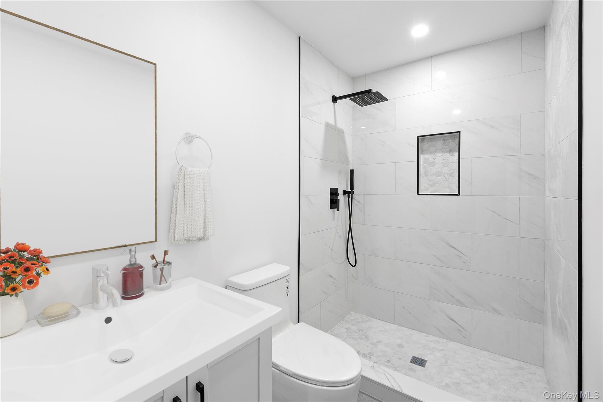 50 Squires Avenue Property Photo 8