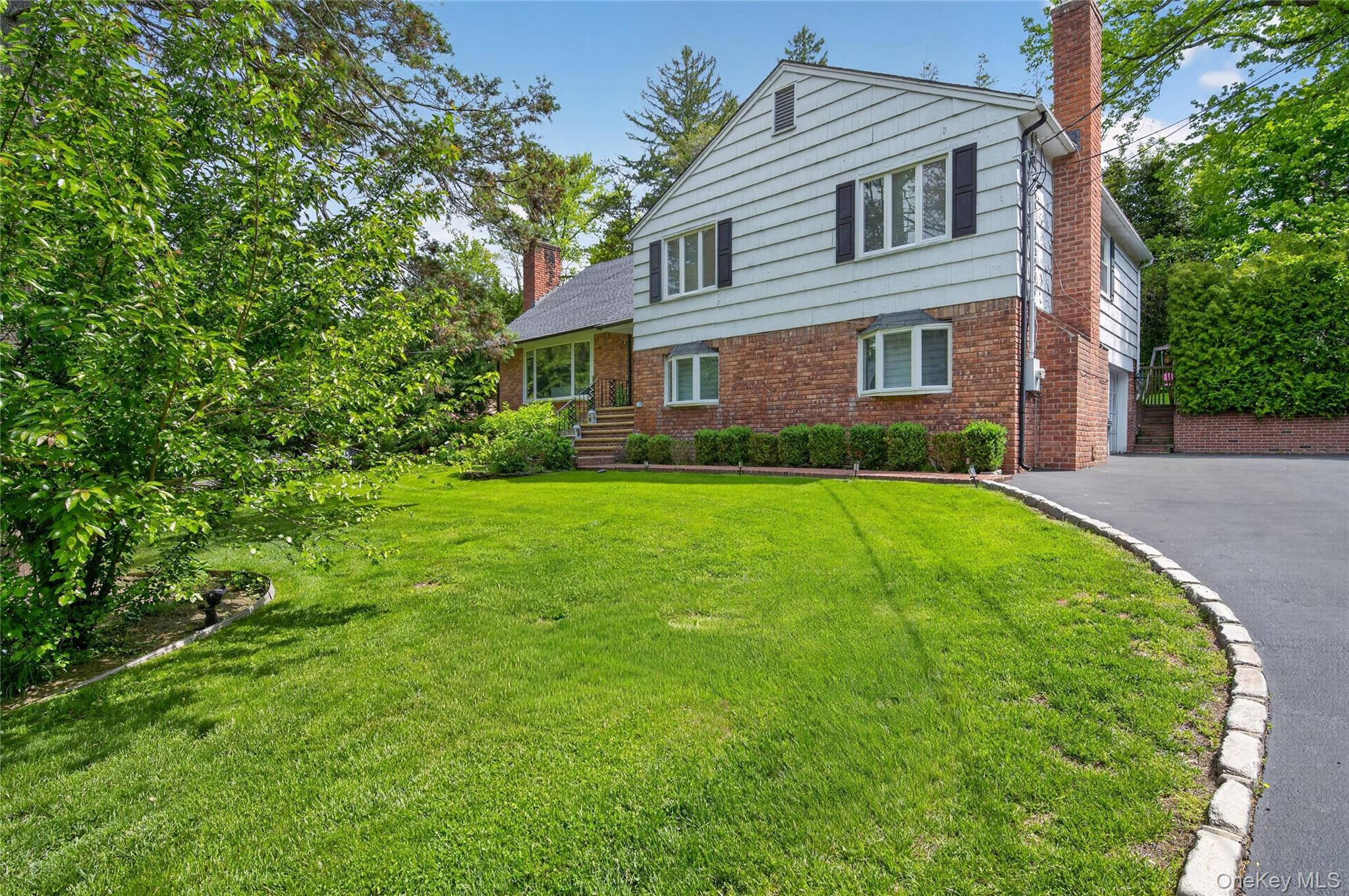 112 The Intervale Property Photo 2