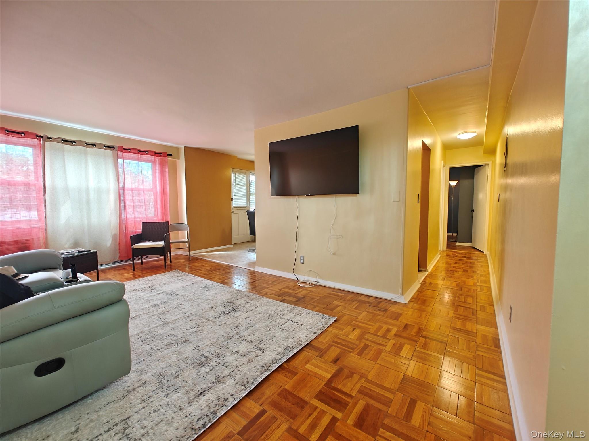 385 Mclean Avenue 8d Property Photo 4