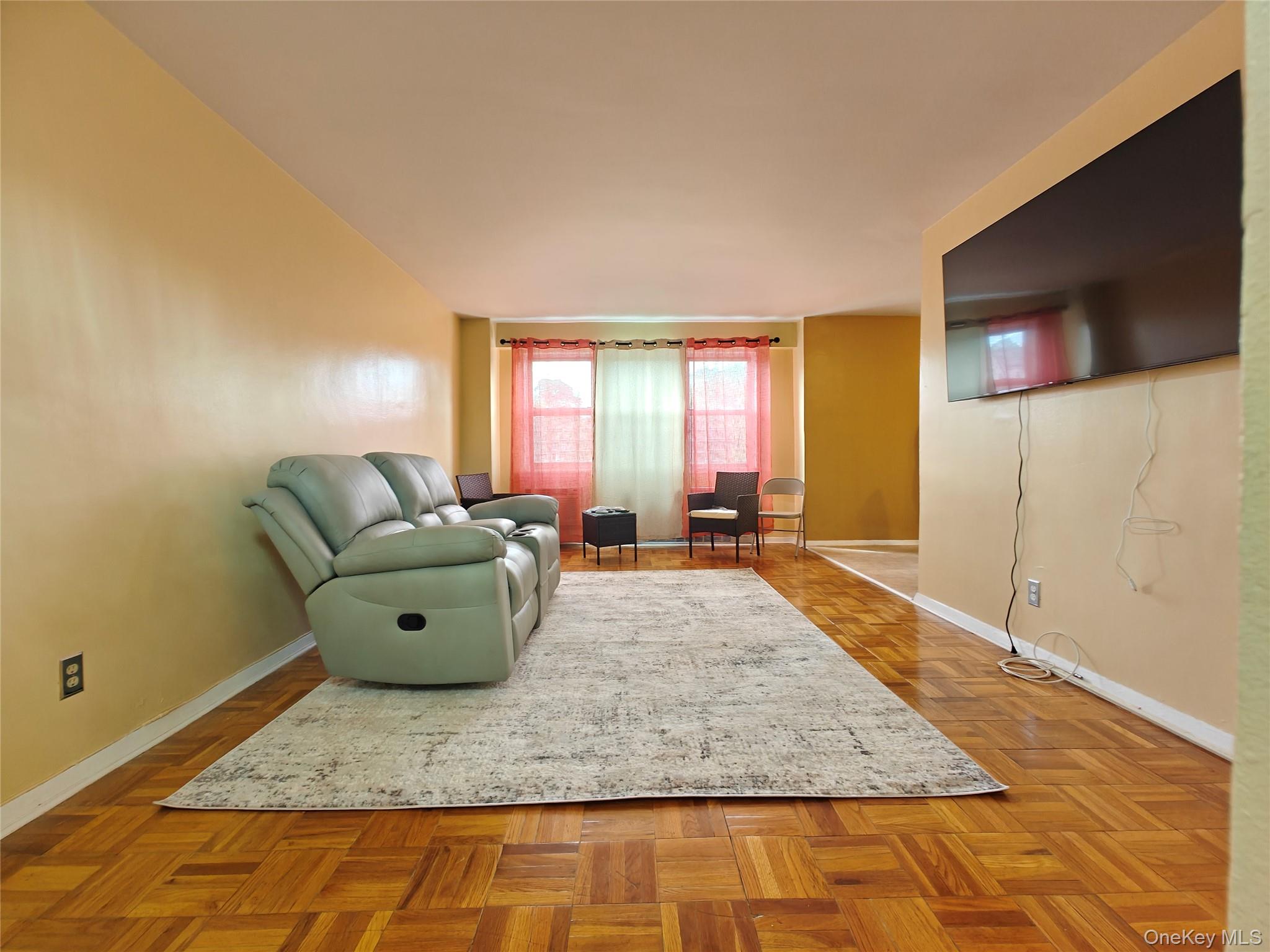 385 Mclean Avenue 8d Property Photo 5