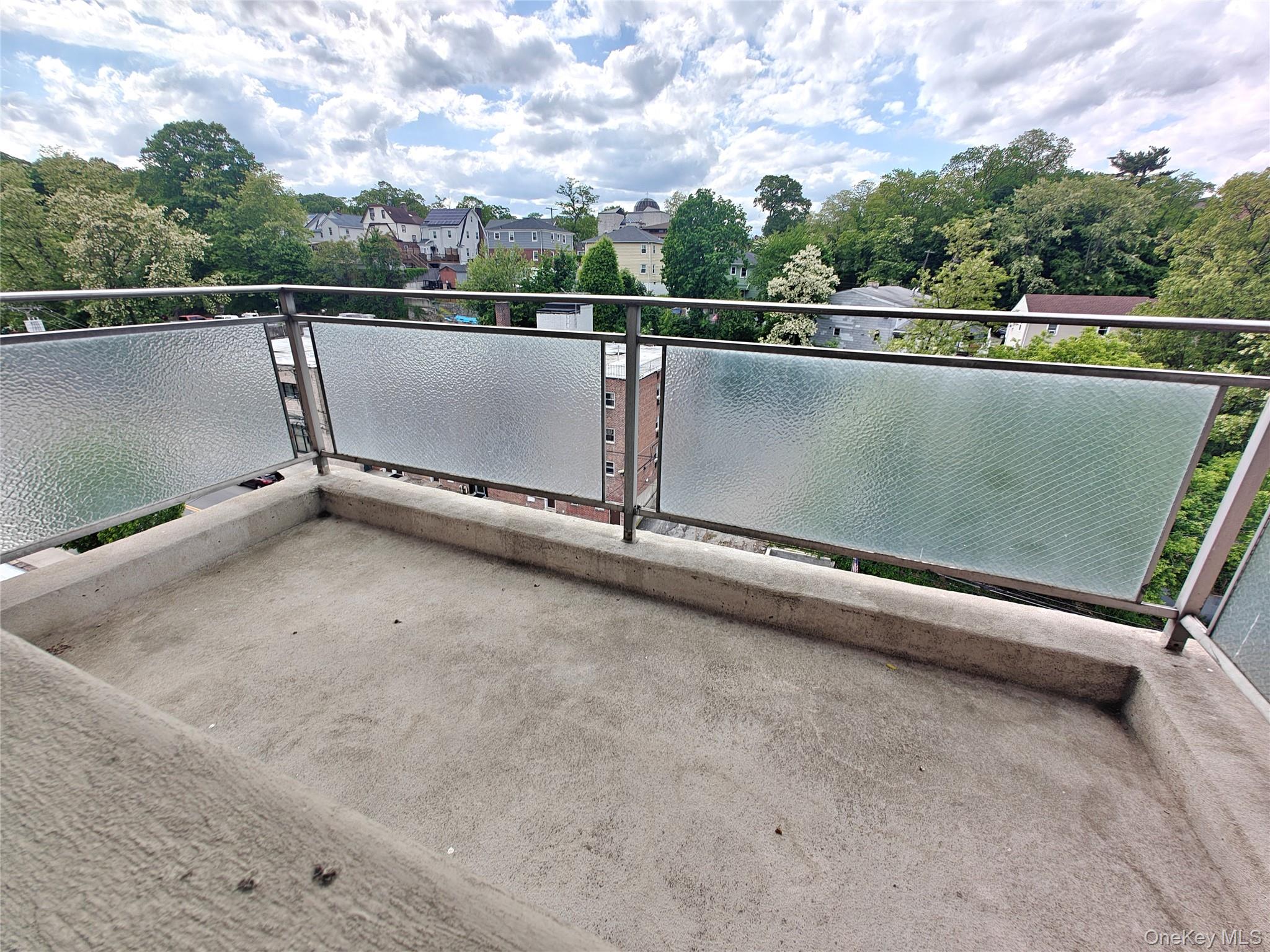 385 Mclean Avenue 8d Property Photo 16