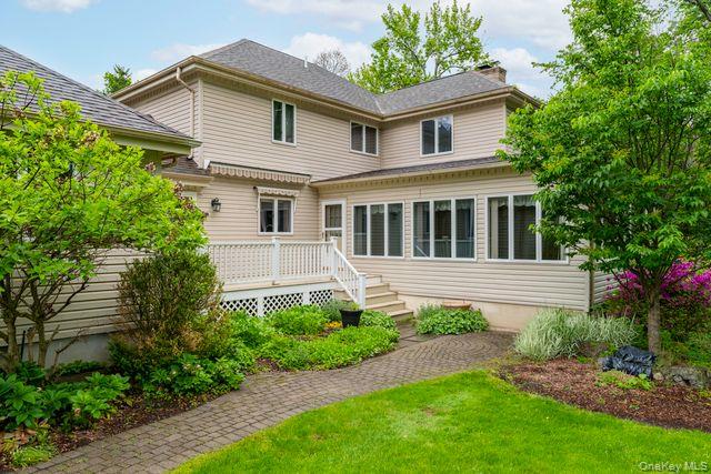 7 Fair Oaks Drive Property Photo 3