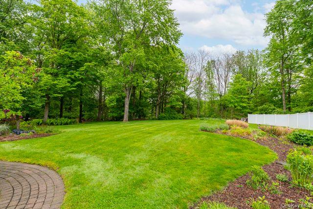 7 Fair Oaks Drive Property Photo 7