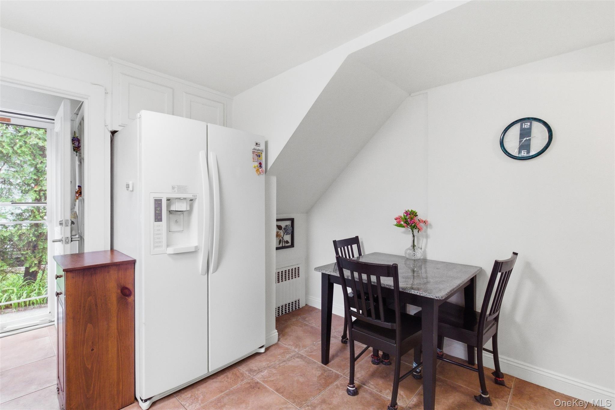 47 Onderdonk Avenue Property Photo 15
