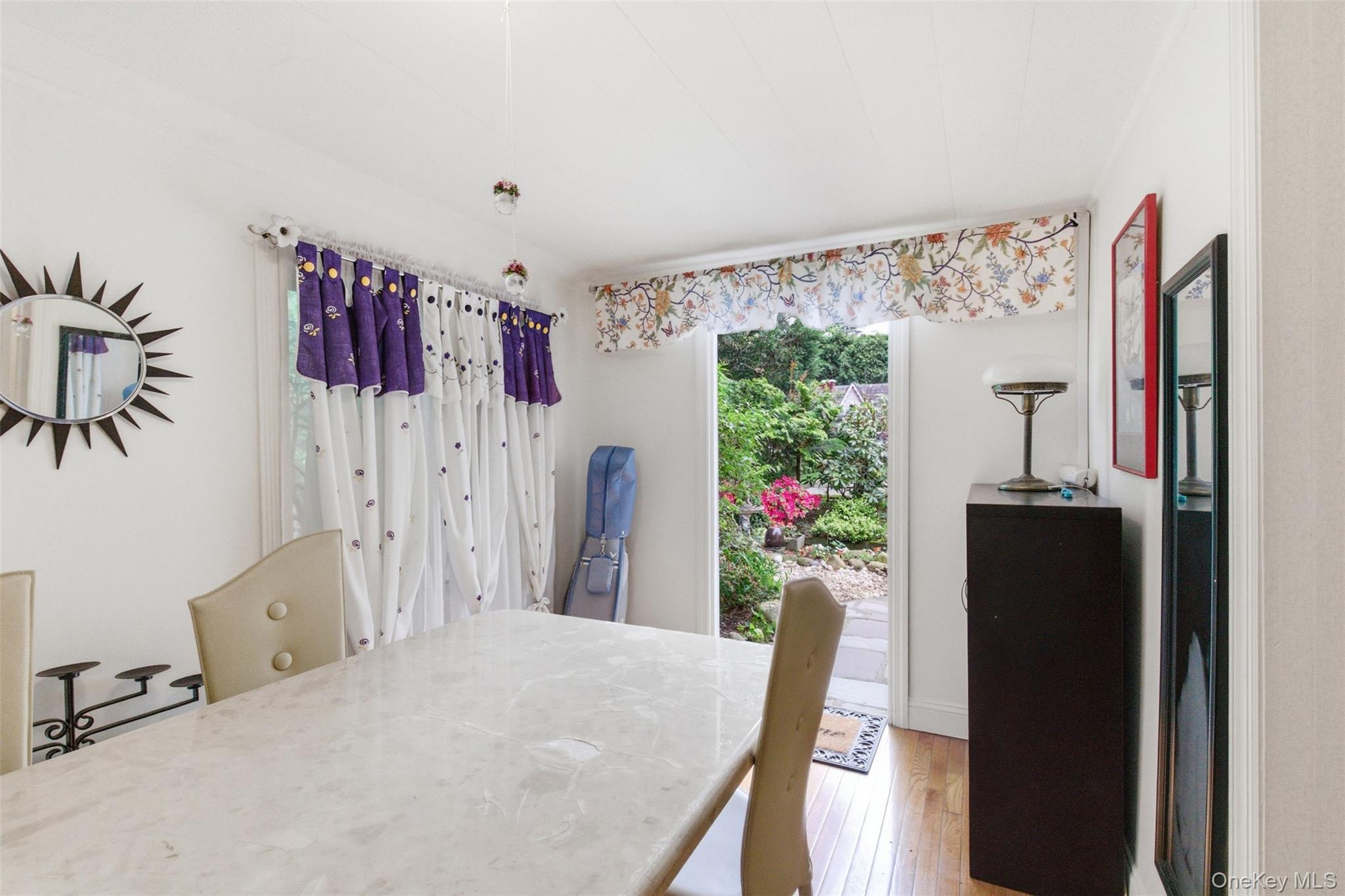 47 Onderdonk Avenue Property Photo 17