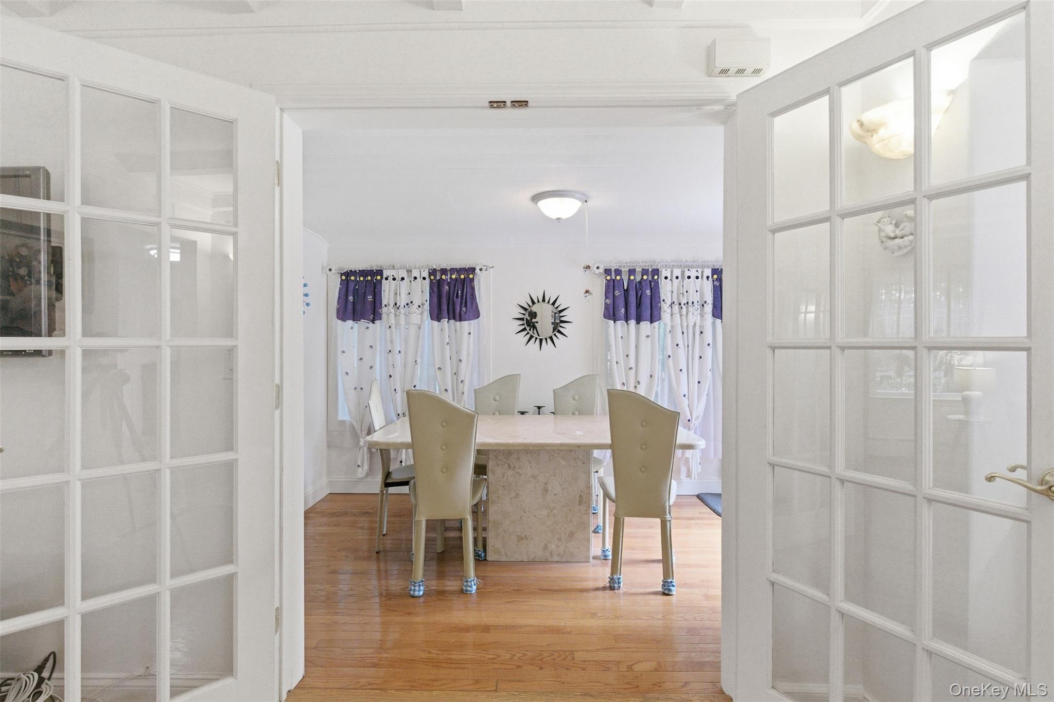 47 Onderdonk Avenue Property Photo 18