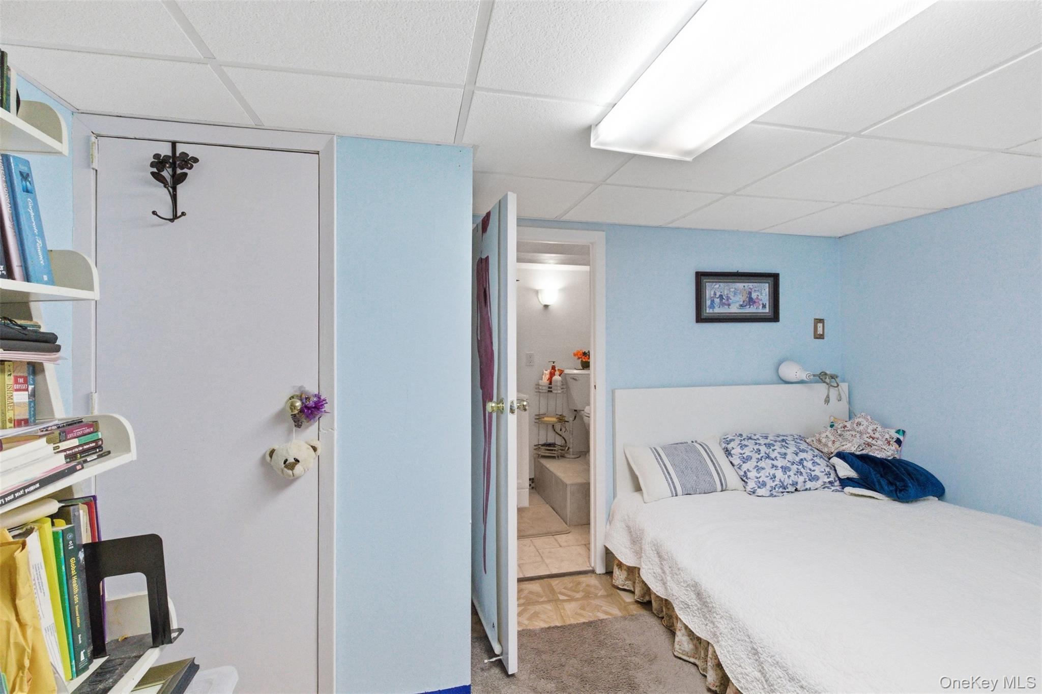 47 Onderdonk Avenue Property Photo 27