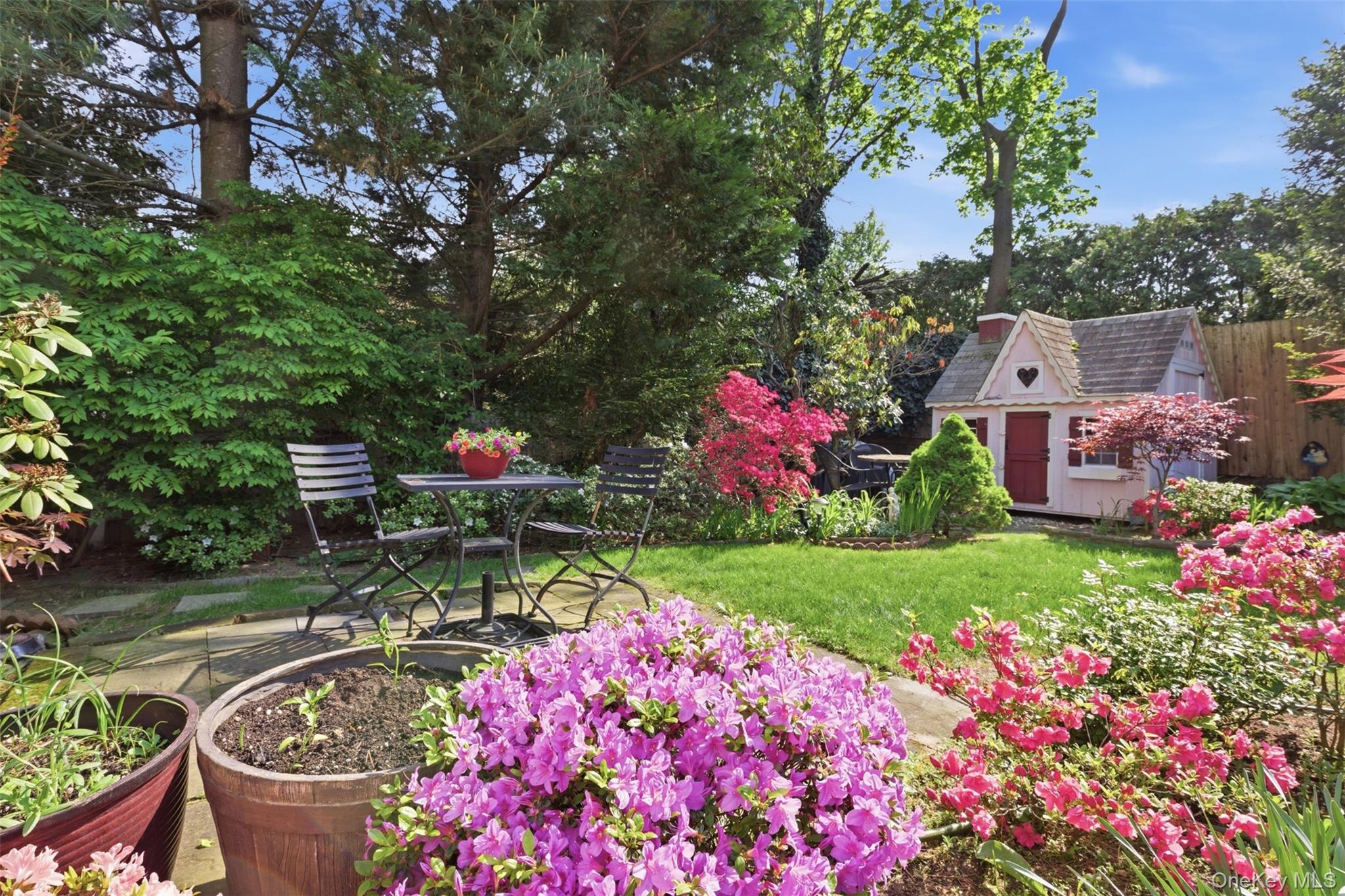 47 Onderdonk Avenue Property Photo 39