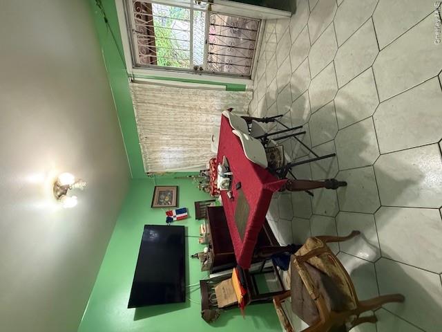 2355 Tiebout Avenue Property Photo 7