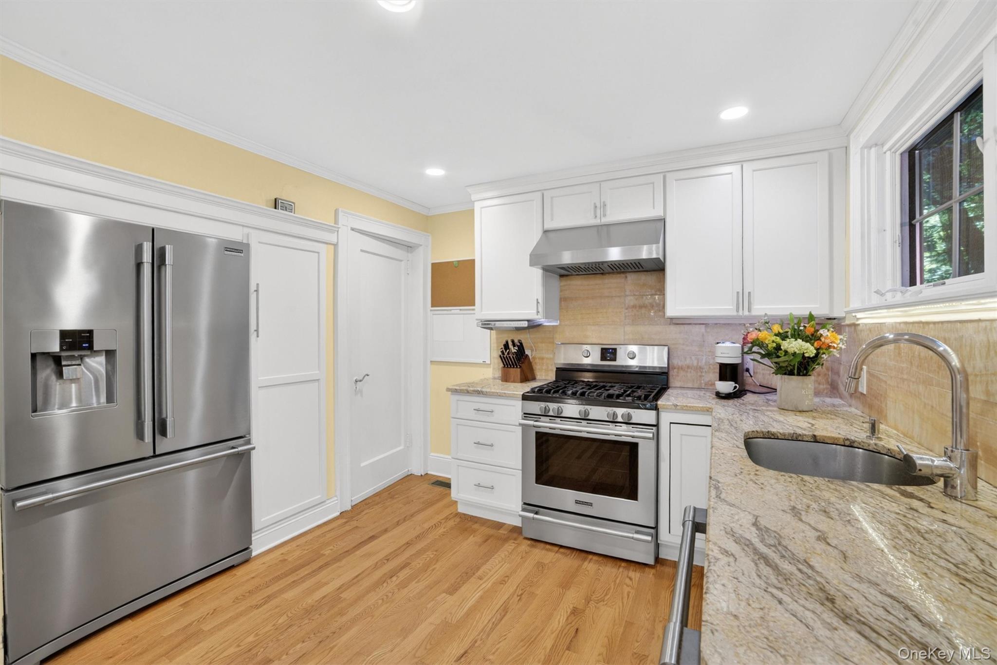 77 Edgemont Road Property Photo 14