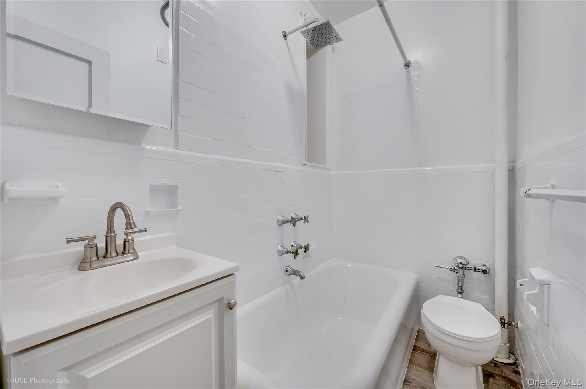 43-10 48 Avenue 1c Property Photo 10