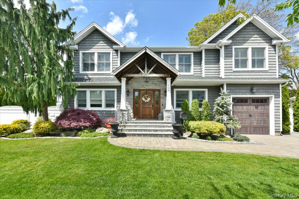 129 Commonwealth Avenue Property Photo 2