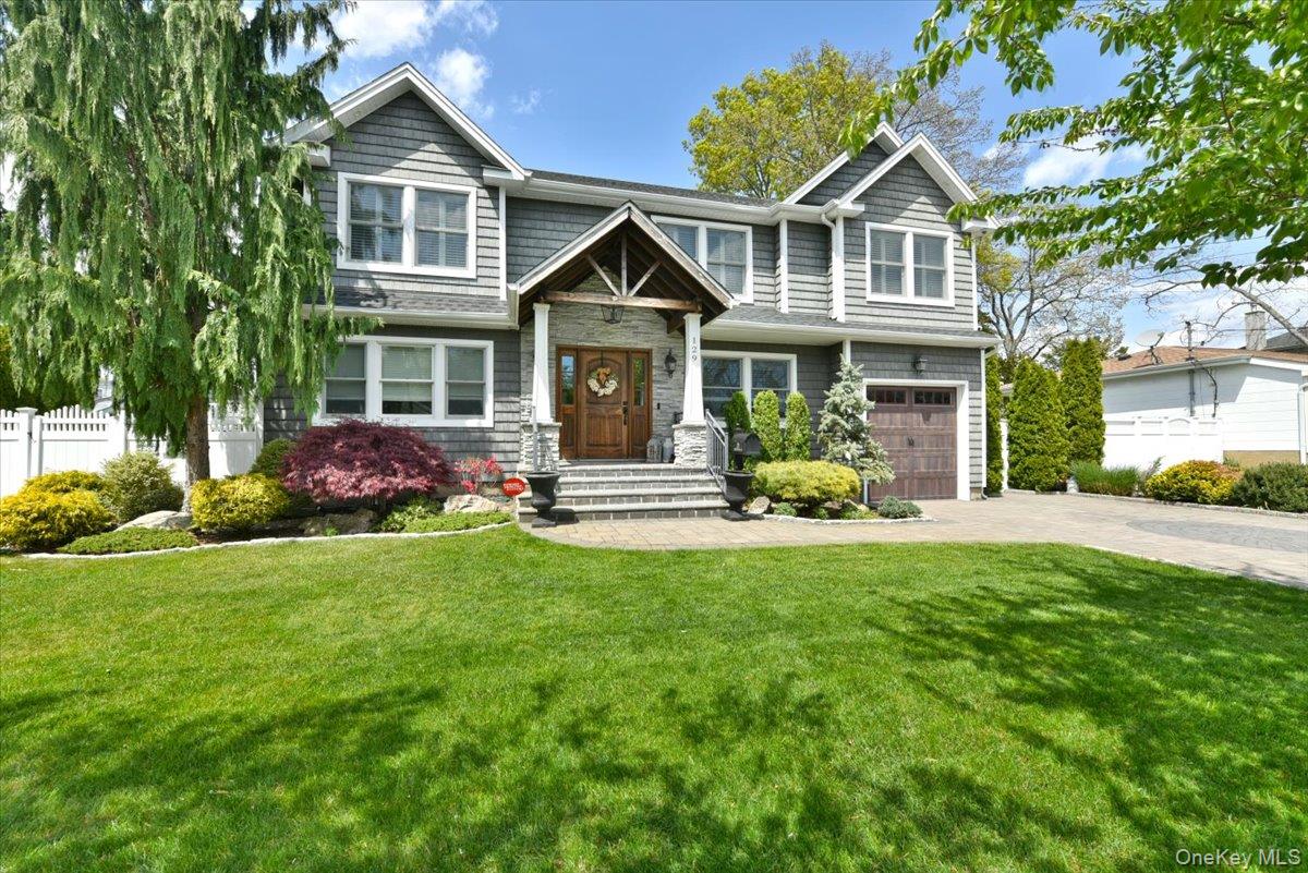 129 Commonwealth Avenue Property Photo 4