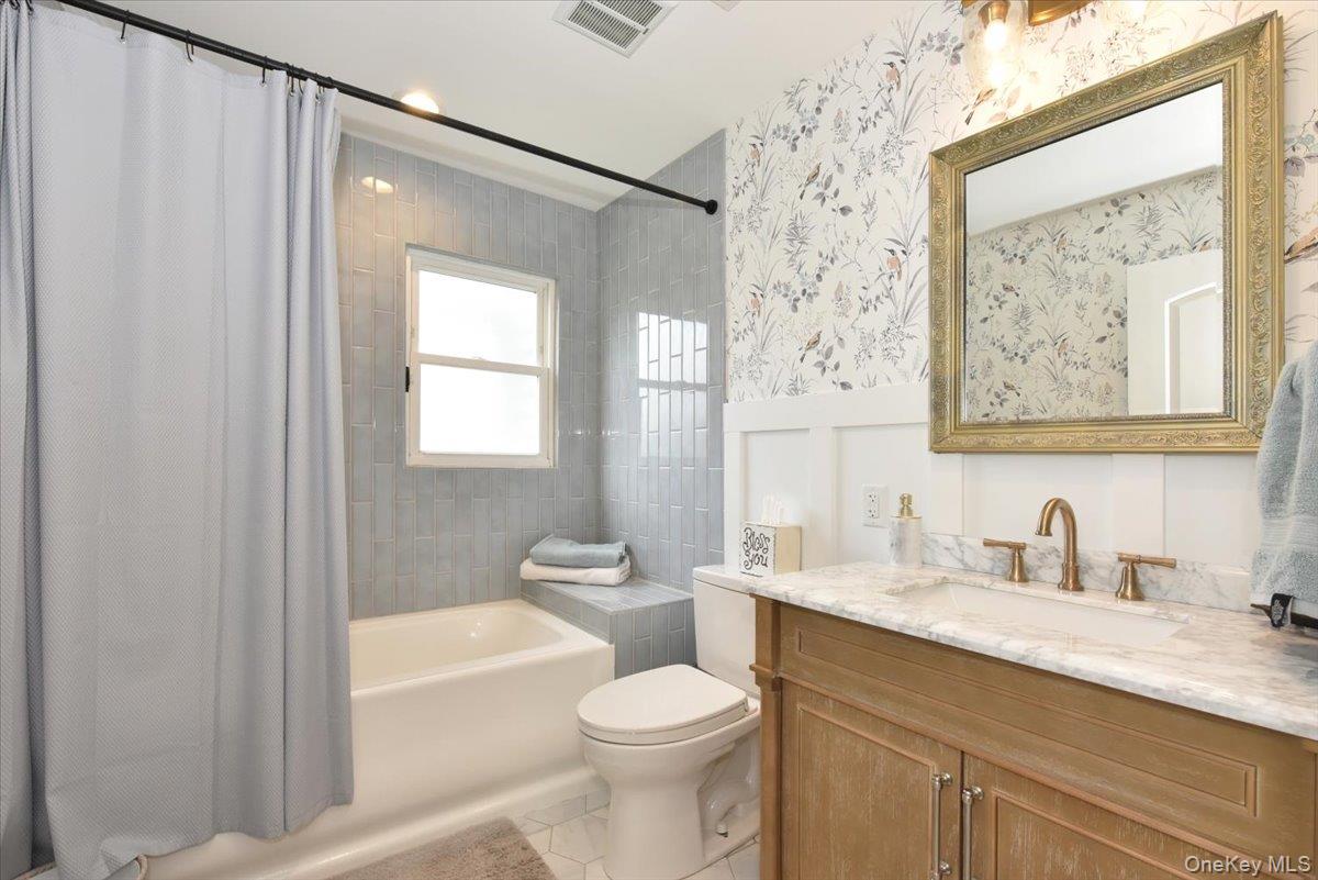 129 Commonwealth Avenue Property Photo 21