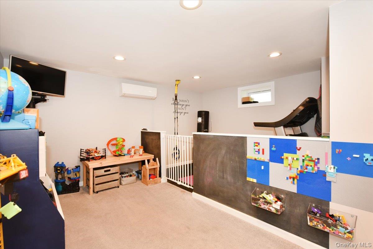 129 Commonwealth Avenue Property Photo 34