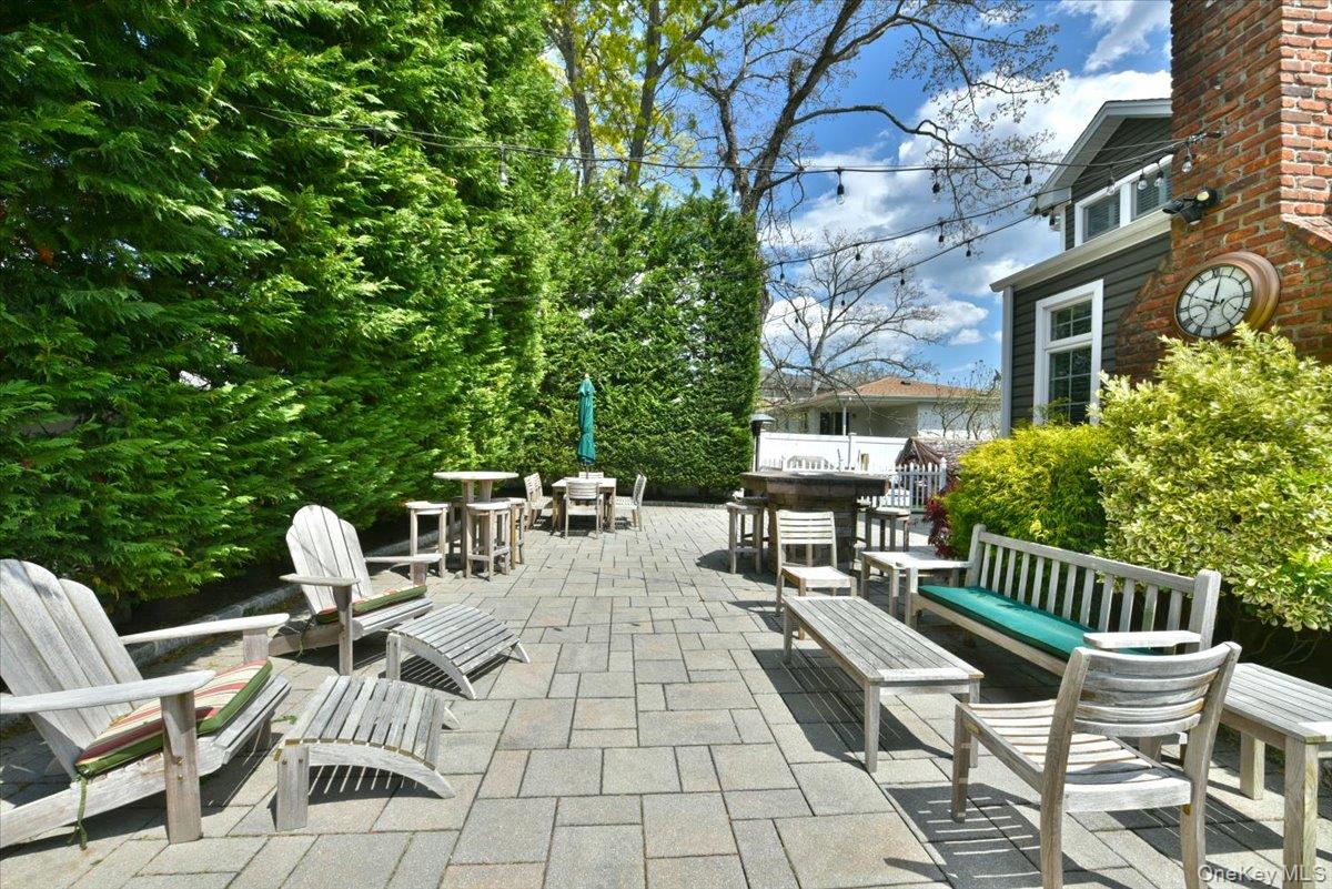 129 Commonwealth Avenue Property Photo 40