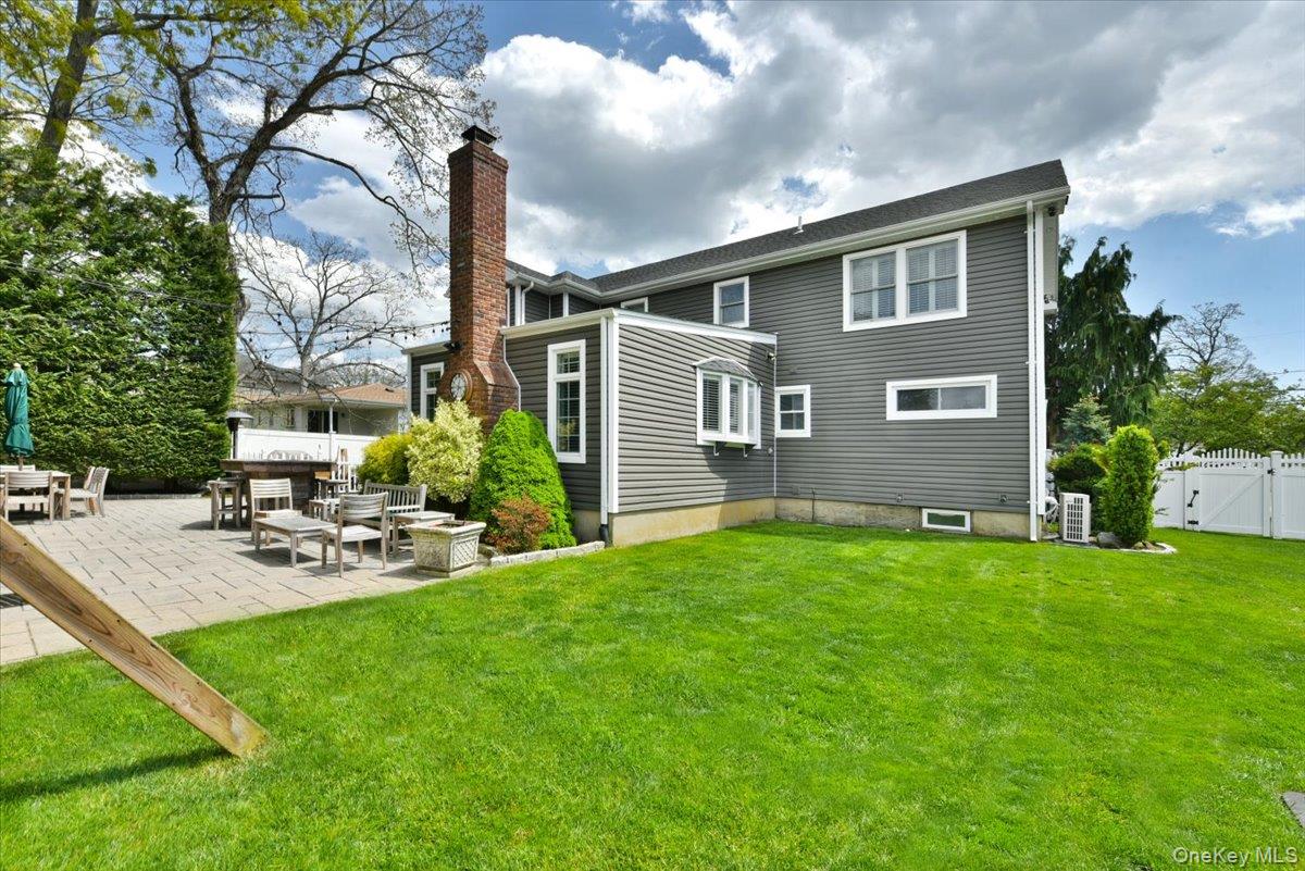 129 Commonwealth Avenue Property Photo 43