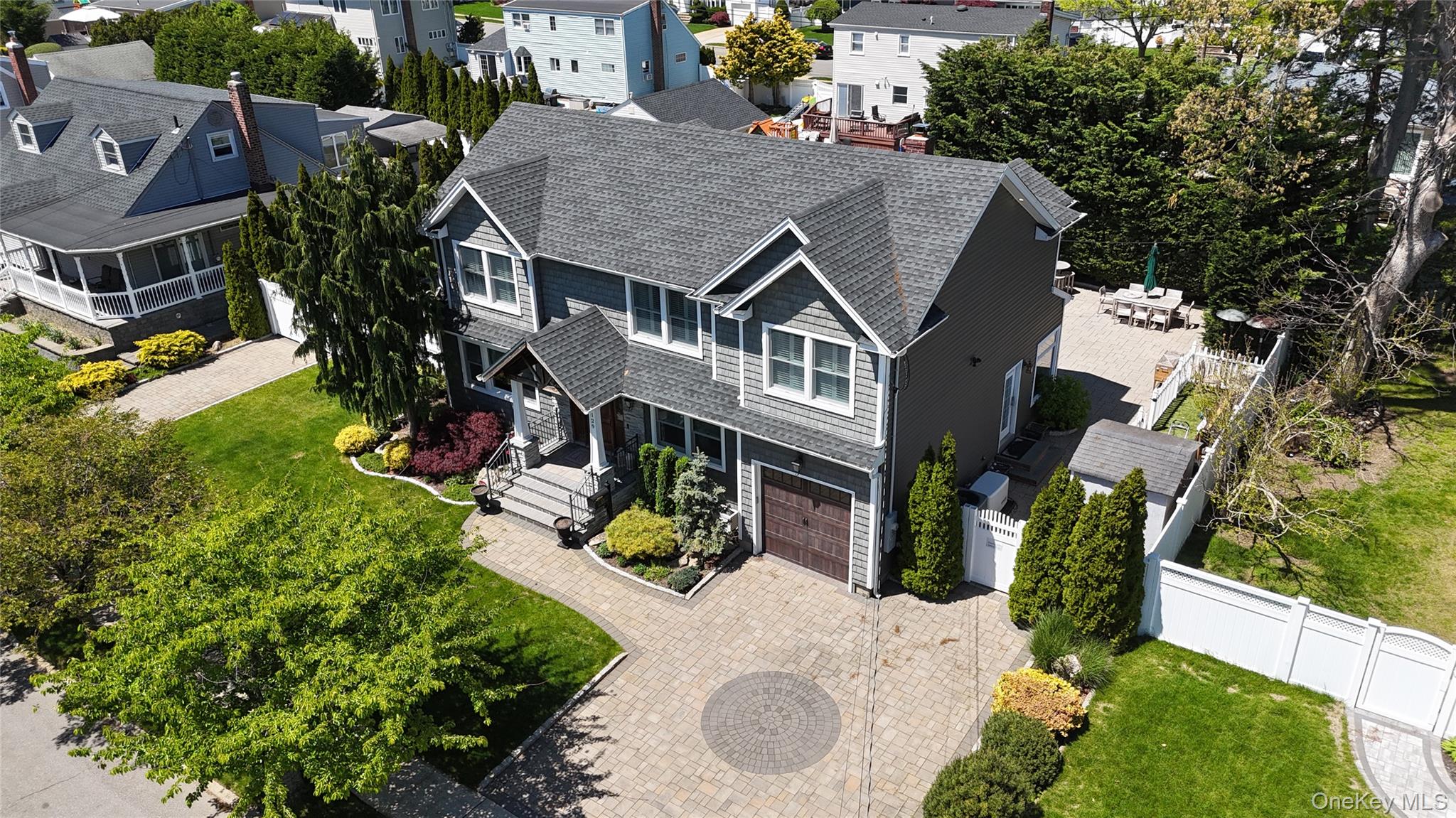 129 Commonwealth Avenue Property Photo 44
